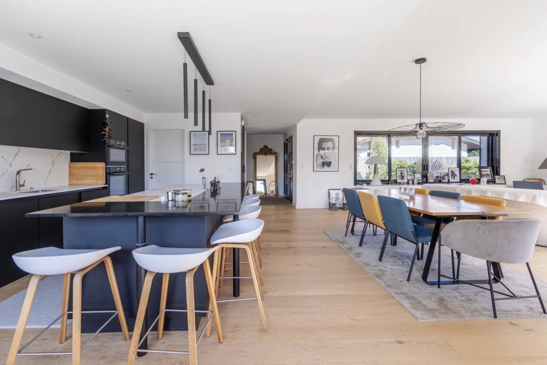 LA TESTE DE BUCH – Élégante Villa Contemporaine, un Bijou Architectural