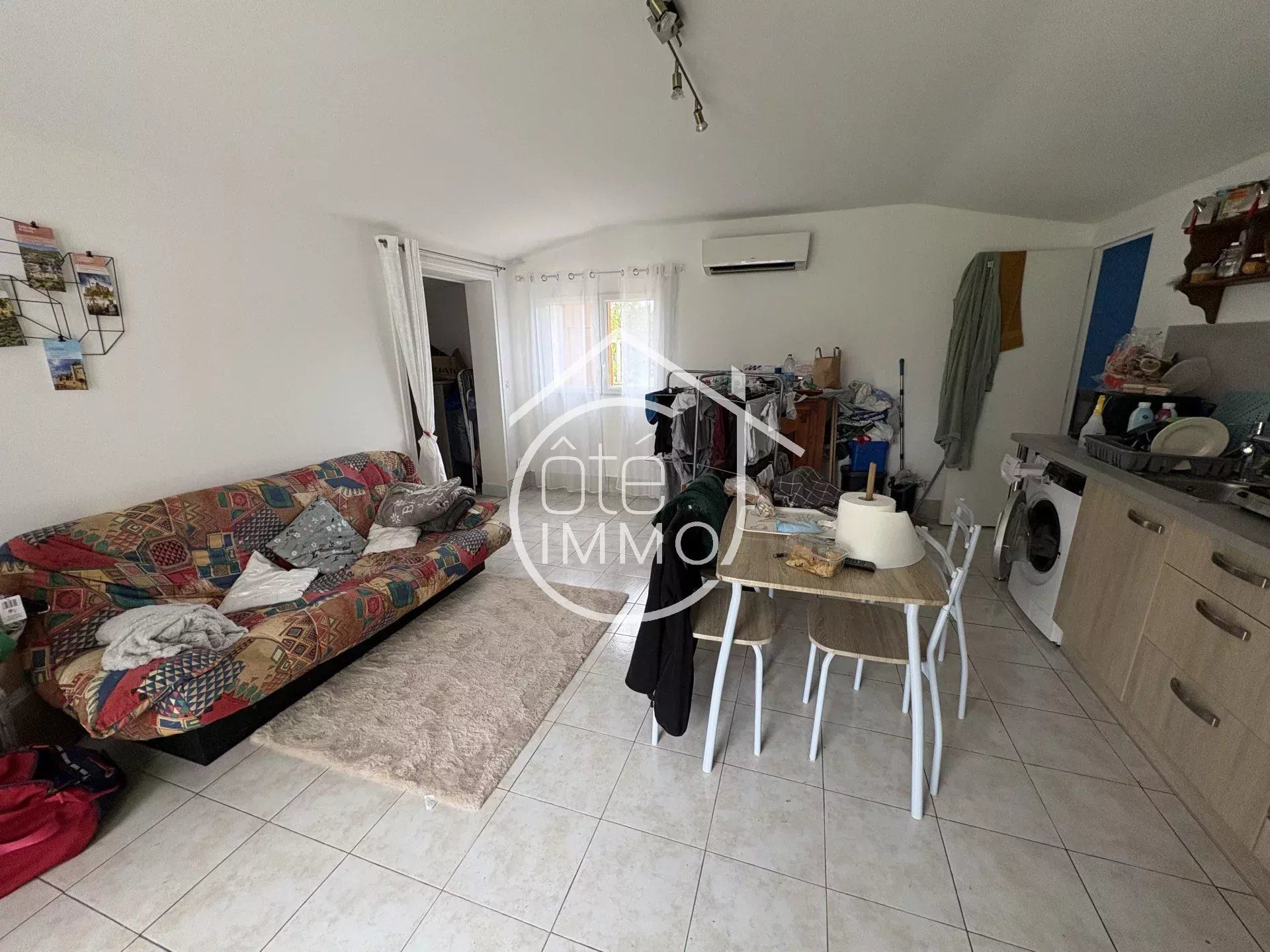 LAMONZIE SAINT MARTIN : Charmante maison de plain-pied 6 pièces de 144m² avec studio attenant