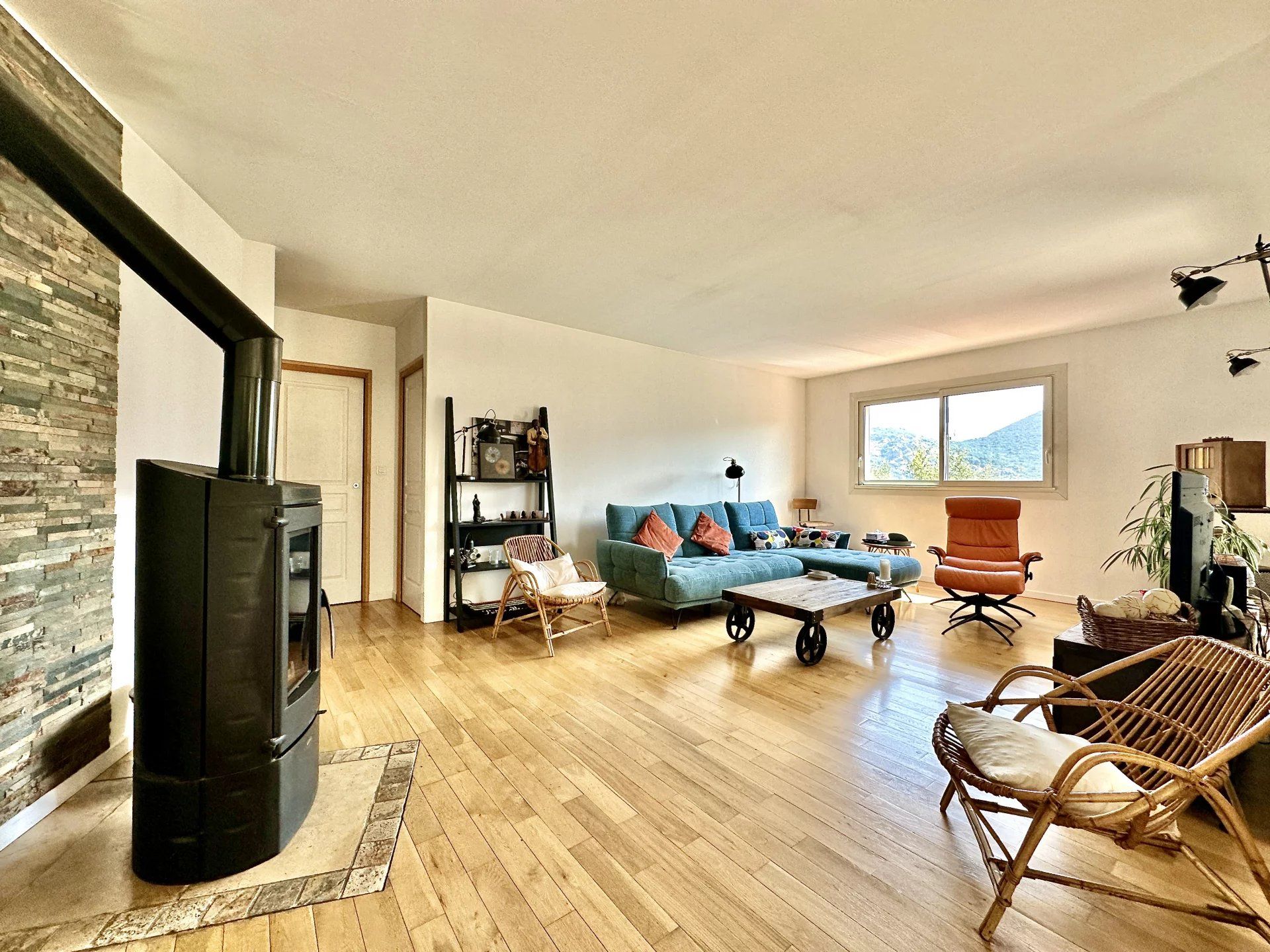 Belle Villa  avec Vue Panoramique sur les Montagnes