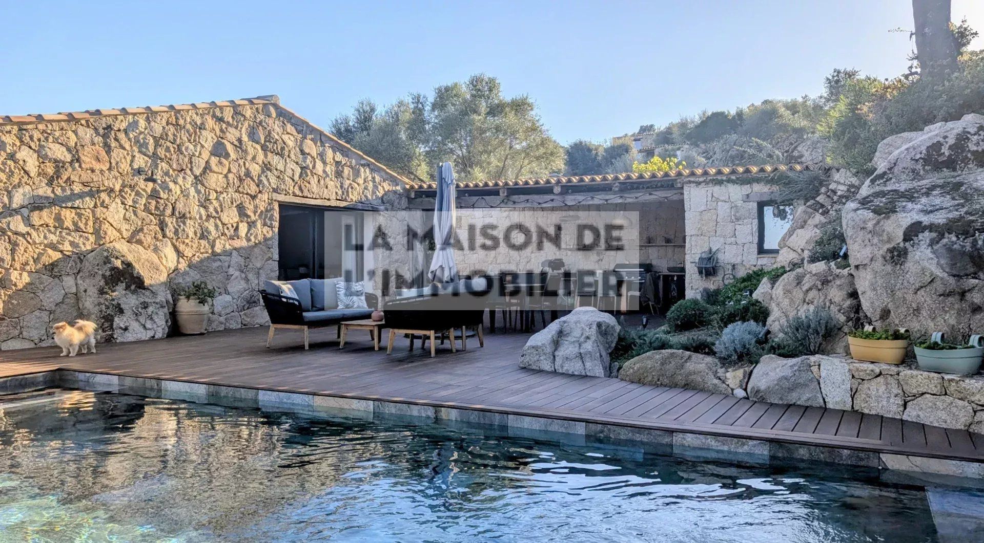 Maison de type bergerie avec piscine