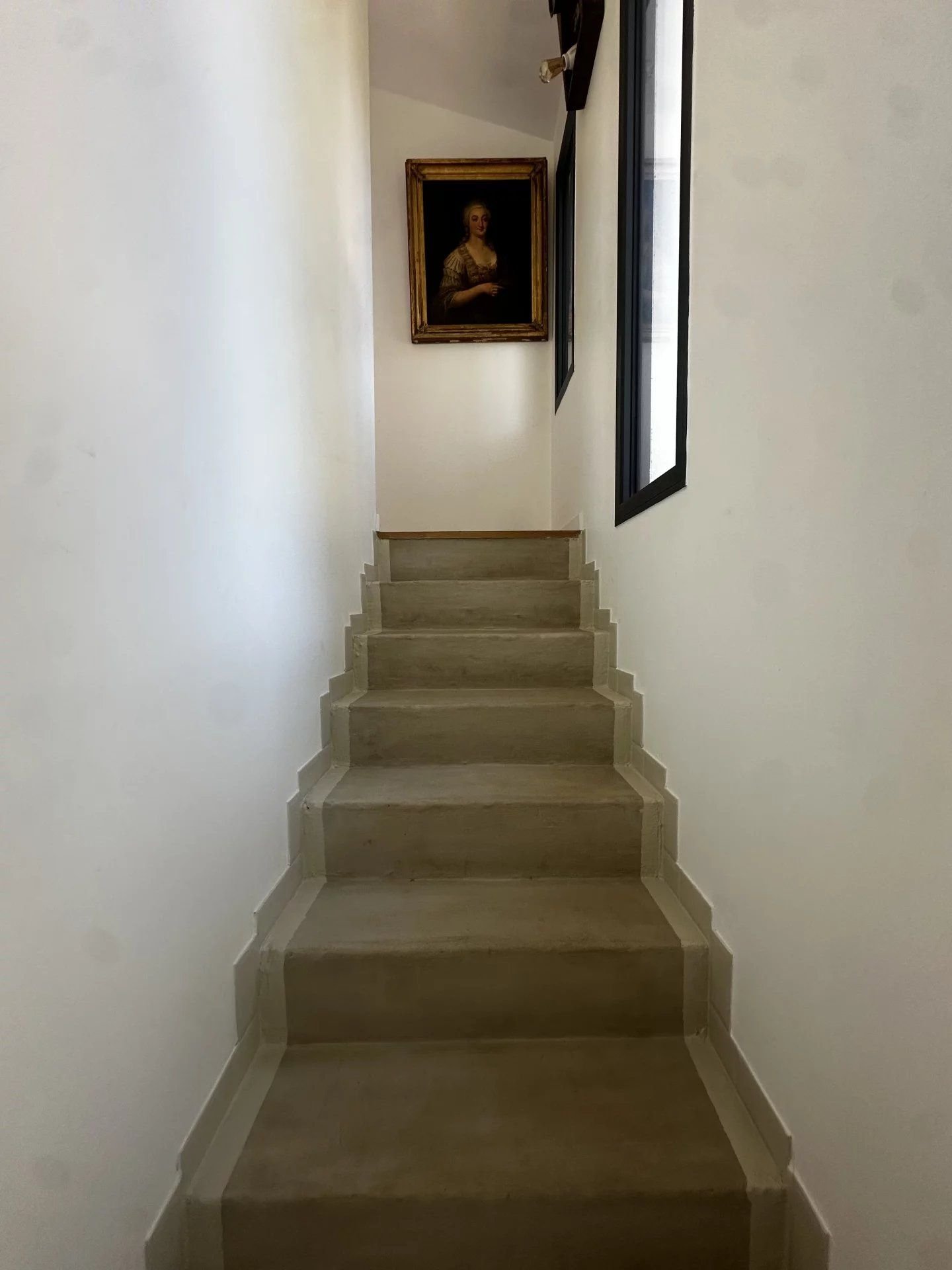 Vaste villa familiale 157 m² – 4 chambres – Rénovation premium 2022 – Terrain 740 m² avec piscine