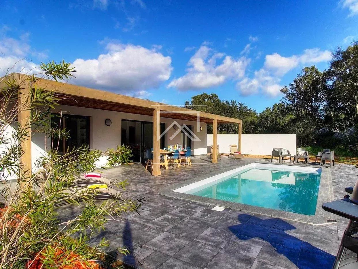 Maison 3/4 pièces, 2 chambres, piscine, Sotta
