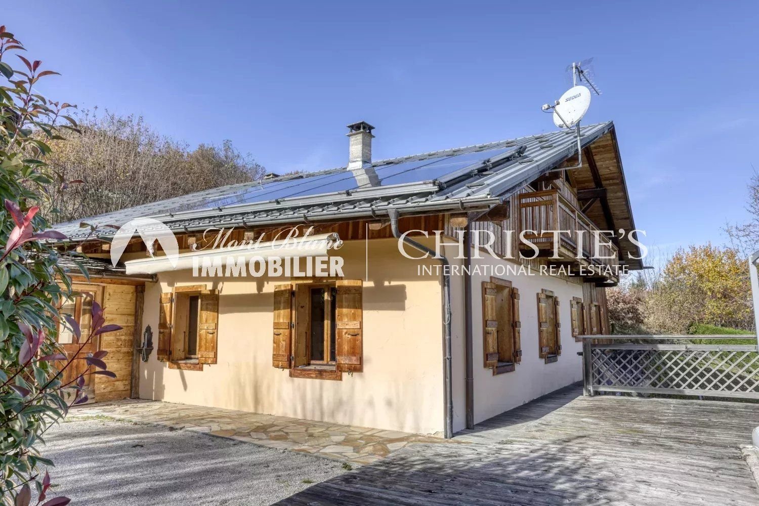 Authentique ferme à rénover – Terrain constructible et vue dégagée