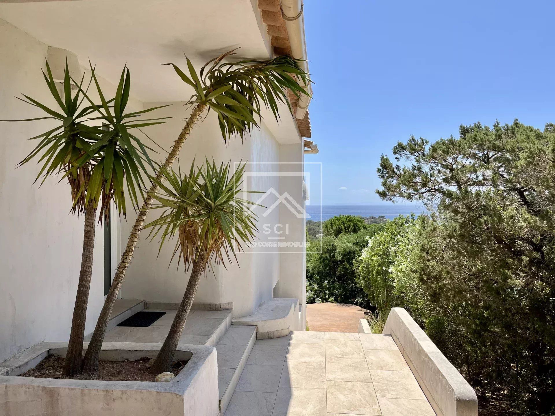 Villa 4 chambres, vue mer, plage à pied, Santa Giulia