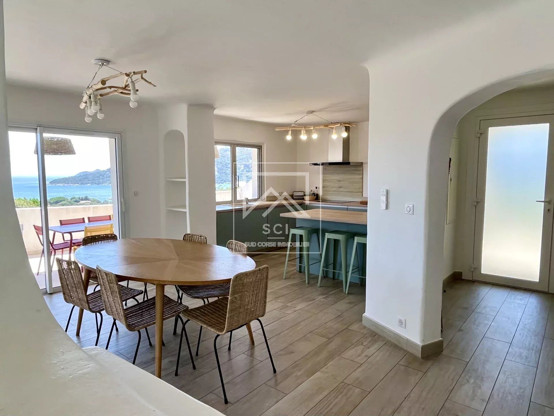 Villa 4 chambres, vue mer, plage à pied, Santa Giulia