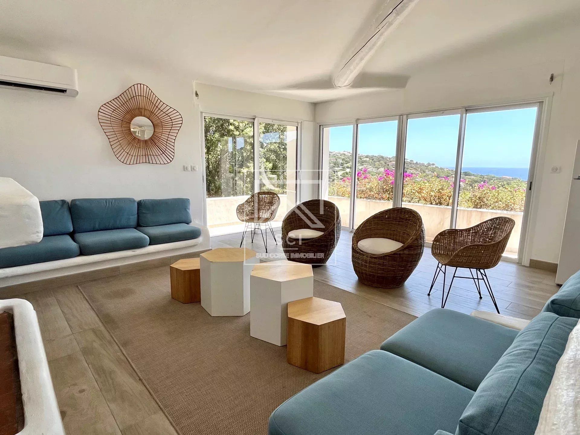 Villa 4 chambres, vue mer, plage à pied, Santa Giulia