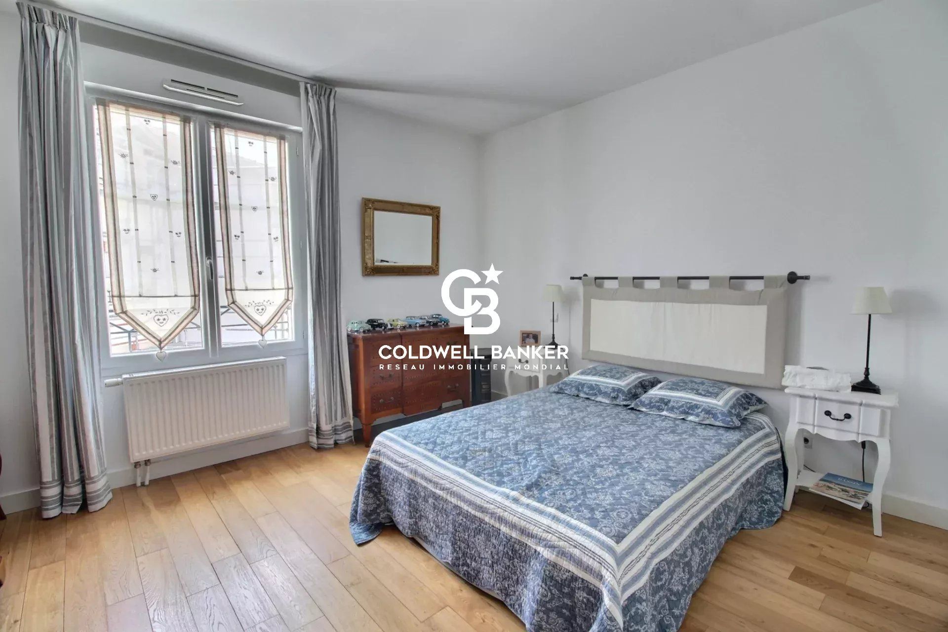 Maison 3 chambres avec terrasse et box, proche gare et centre-ville