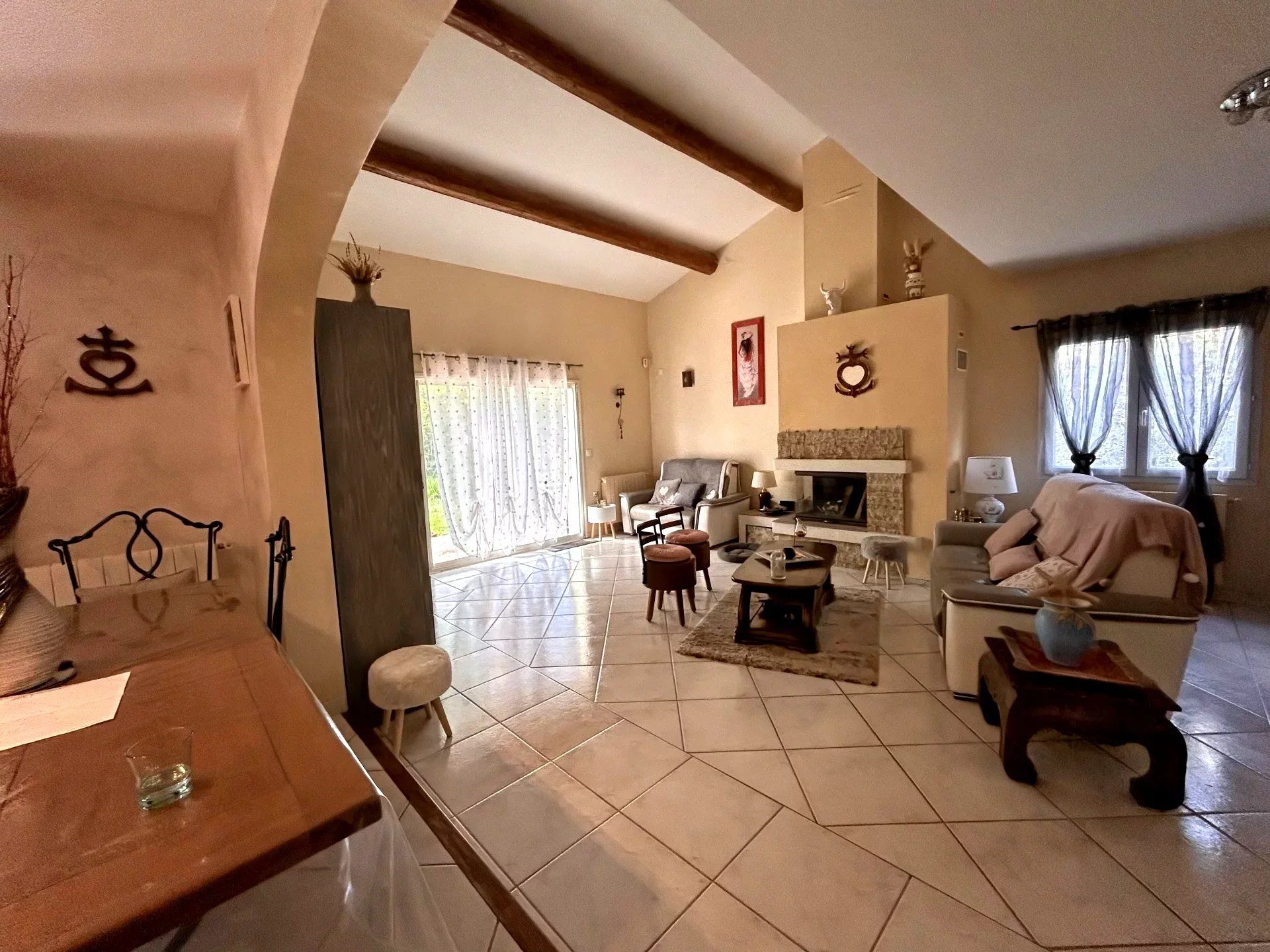 Maison 6 pièces 195m²