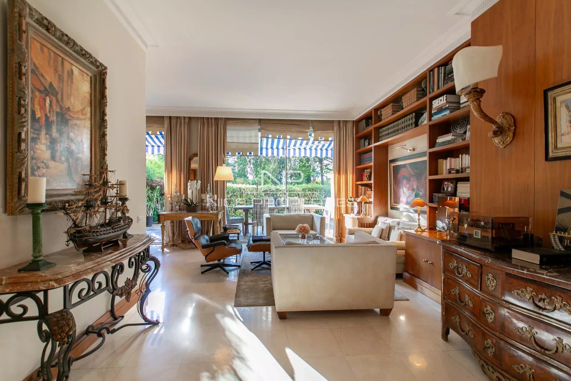 Nice Cimiez, sublime 4-5 pièces de 171 m2 avec terrasse de 75 m2 exposée Sud-Ouest