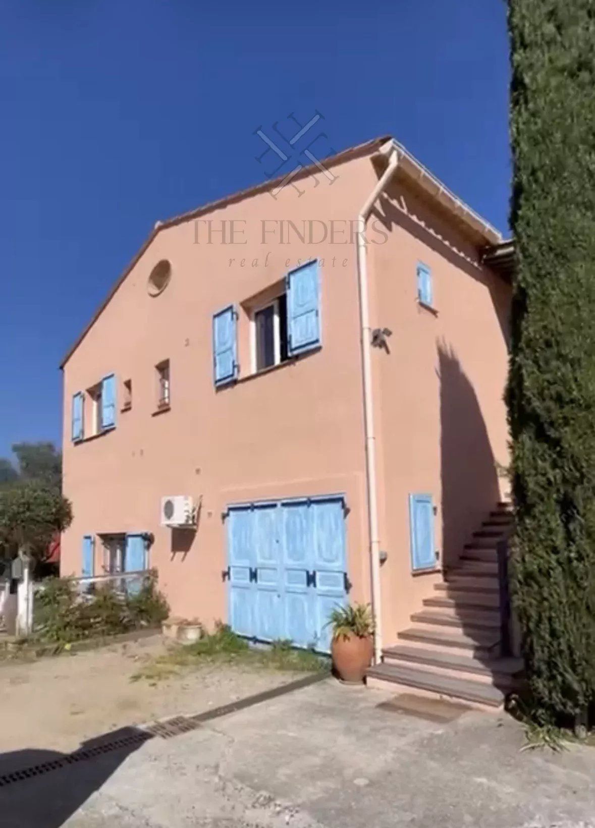 Entrepôt à vendre - Usage mixte professionnel et habitation