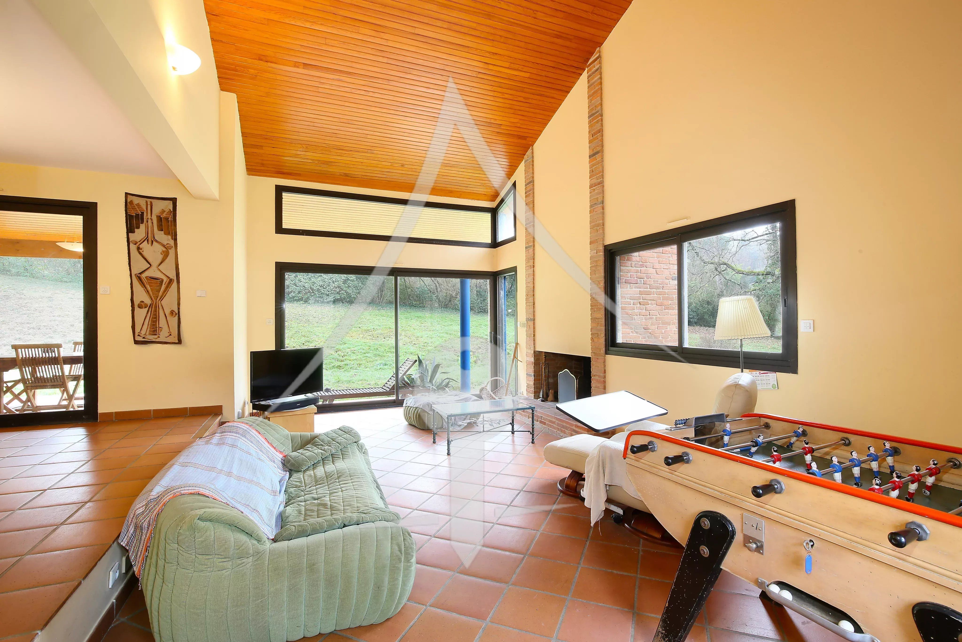 Maison Spacieuse de 7 Pièces à Vieille-Toulouse