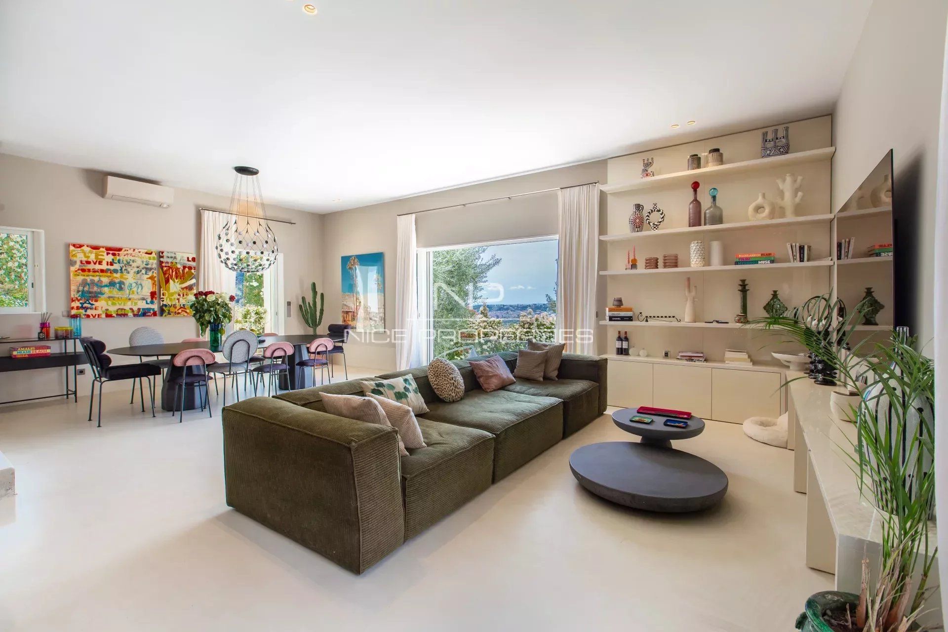 Corniche Fleurie, splendide villa moderne avec vue panoramique collines et mer