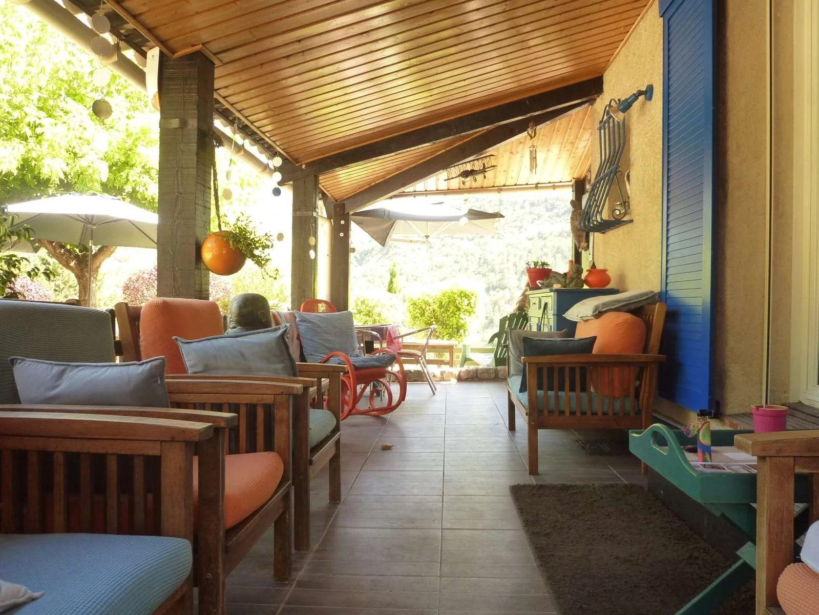 Maison 6 pièces 179 m² - Terrain 6447 m² - Piscine