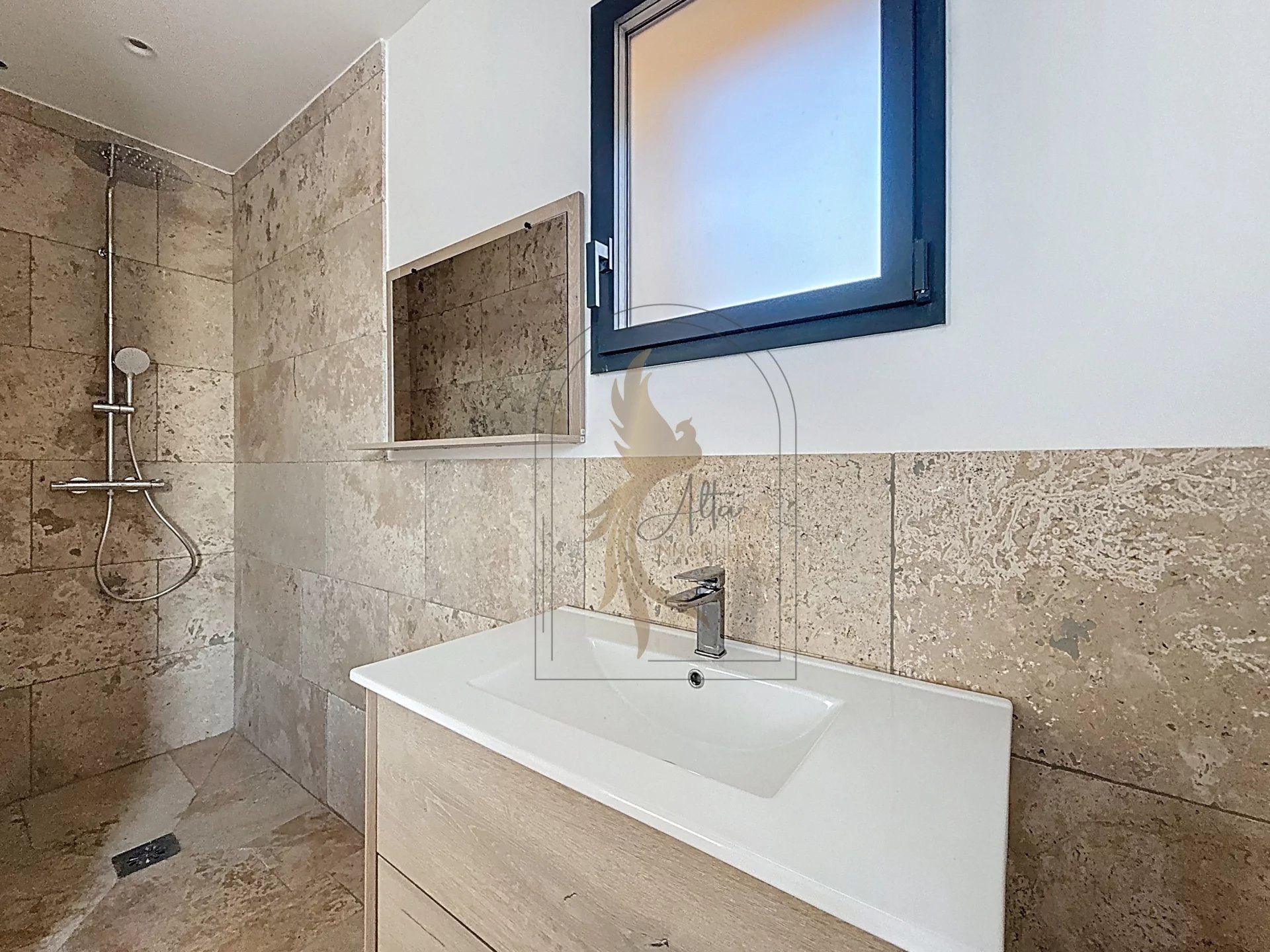 Villa vue mer avec piscine + Appartement