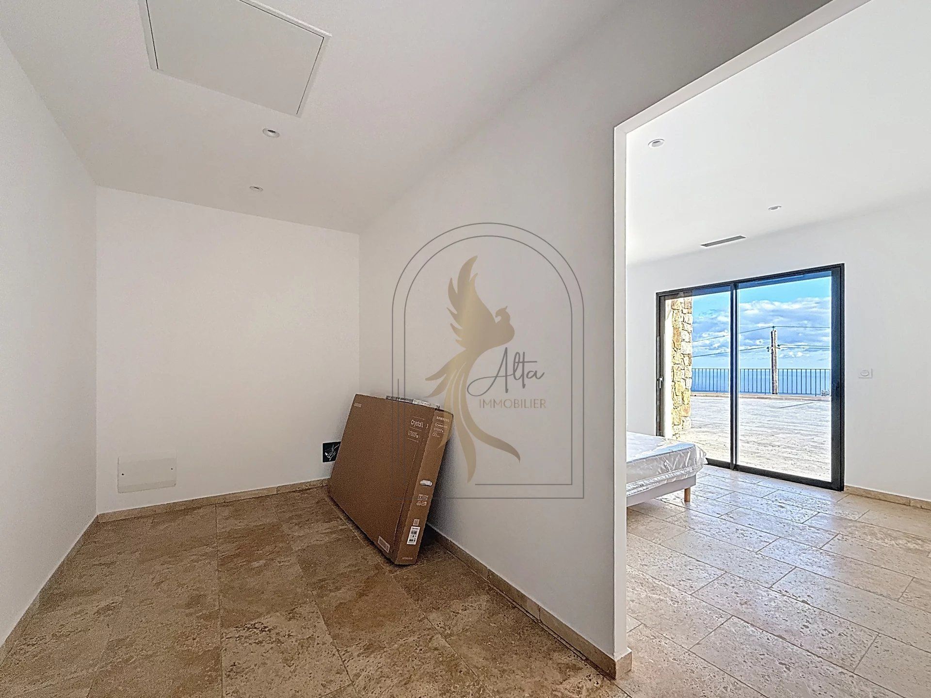 Villa vue mer avec piscine + Appartement