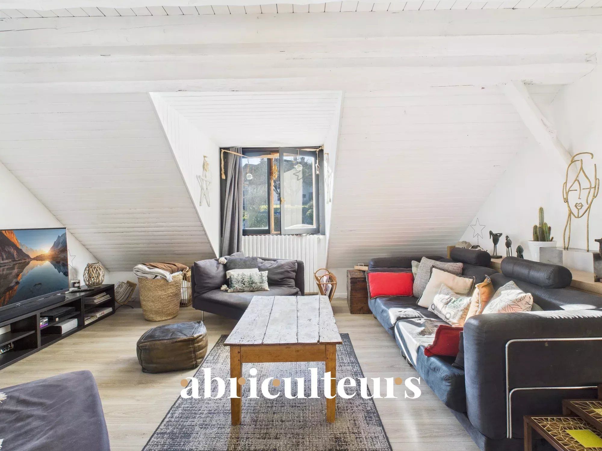 Exceptionnelle - Propriété de caractère - 455m² - Annecy Nord