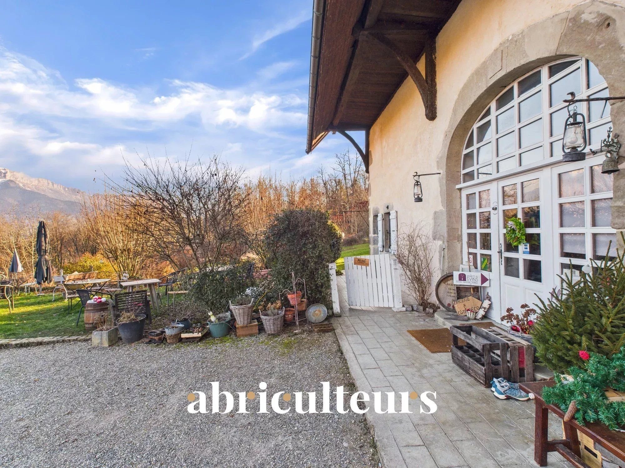Exceptionnelle - Propriété de caractère - 455m² - Annecy Nord