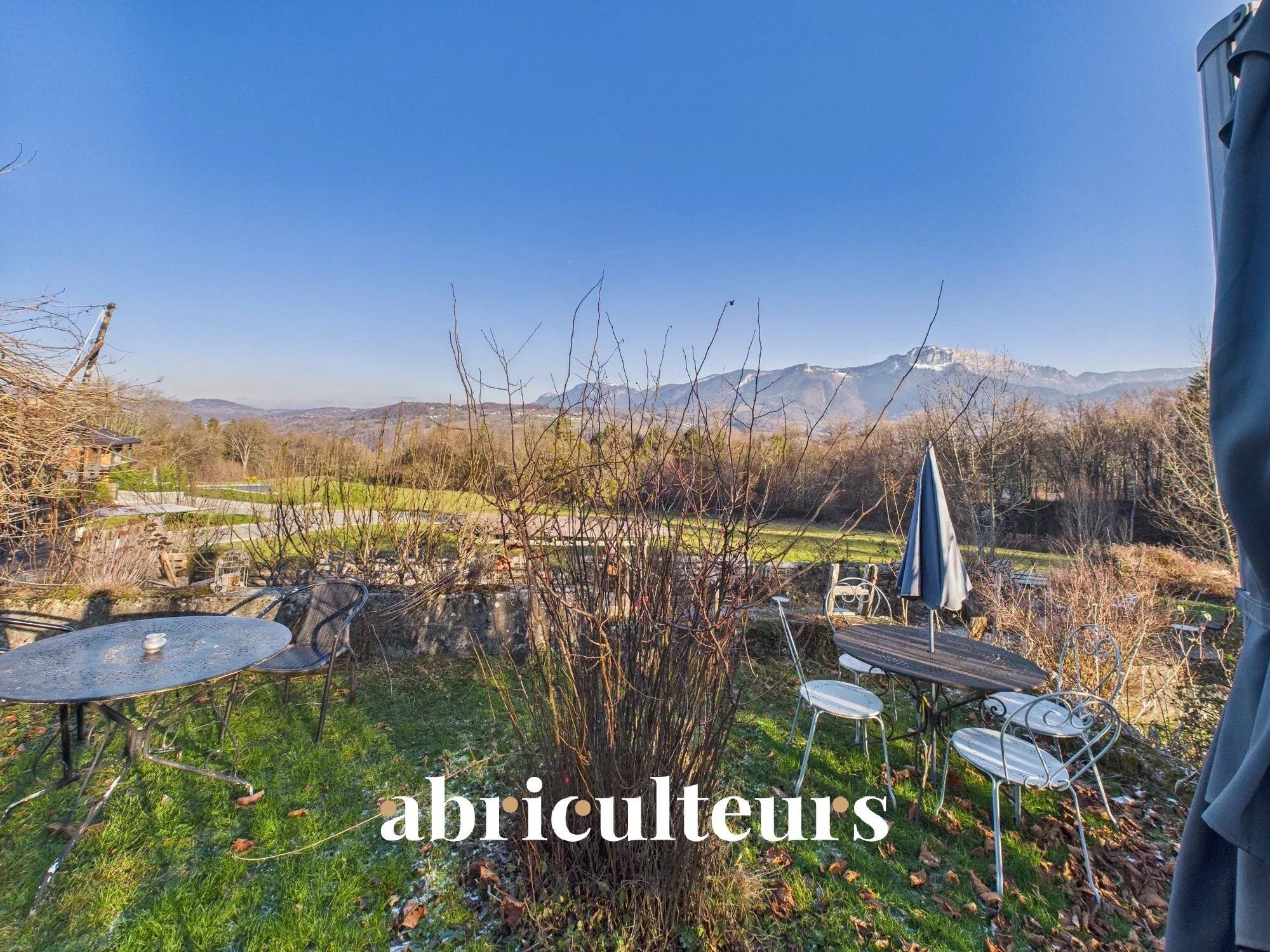 Exceptionnelle - Propriété de caractère - 455m² - Annecy Nord