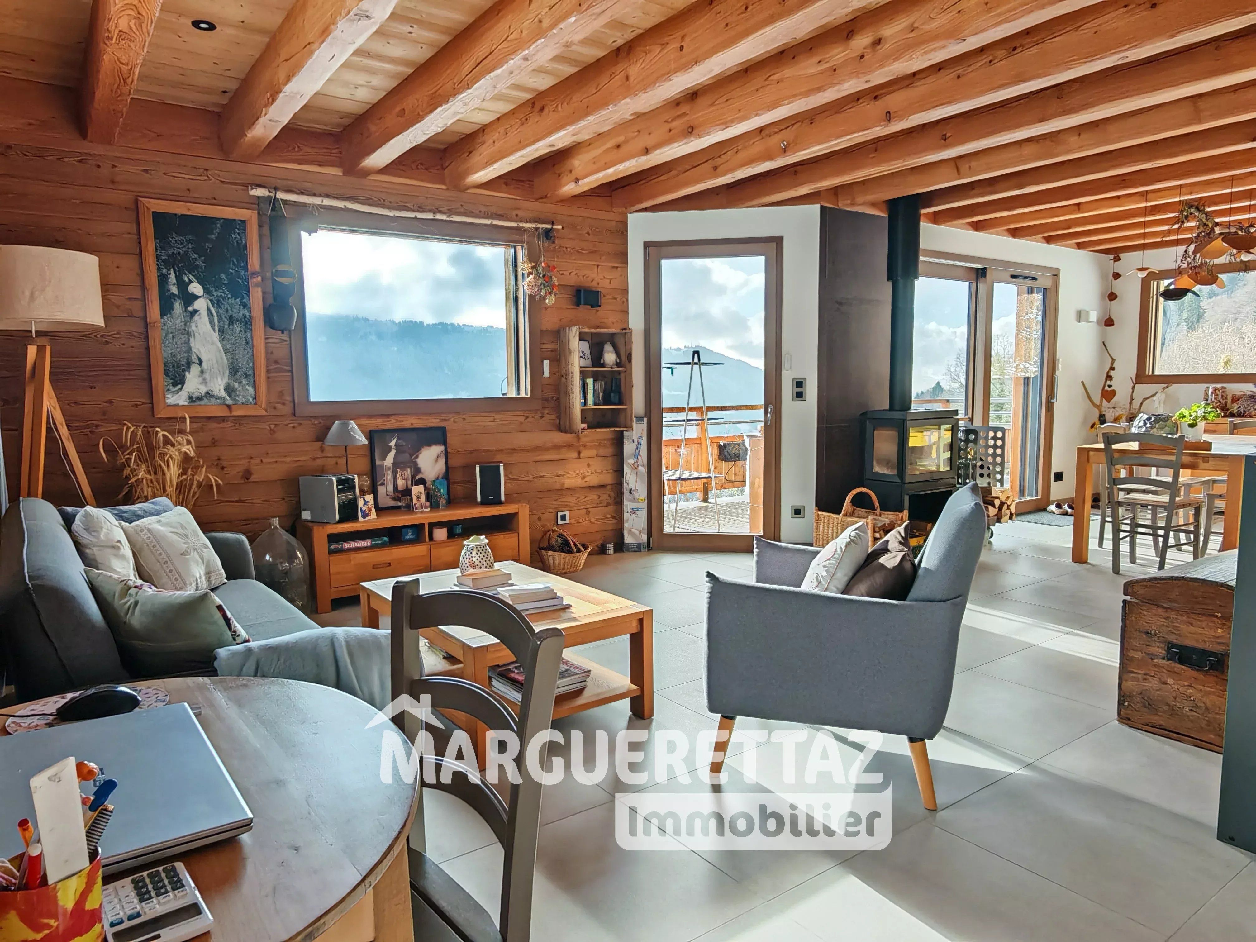 Chalet 4 pièces avec vue panoramique à Verchaix