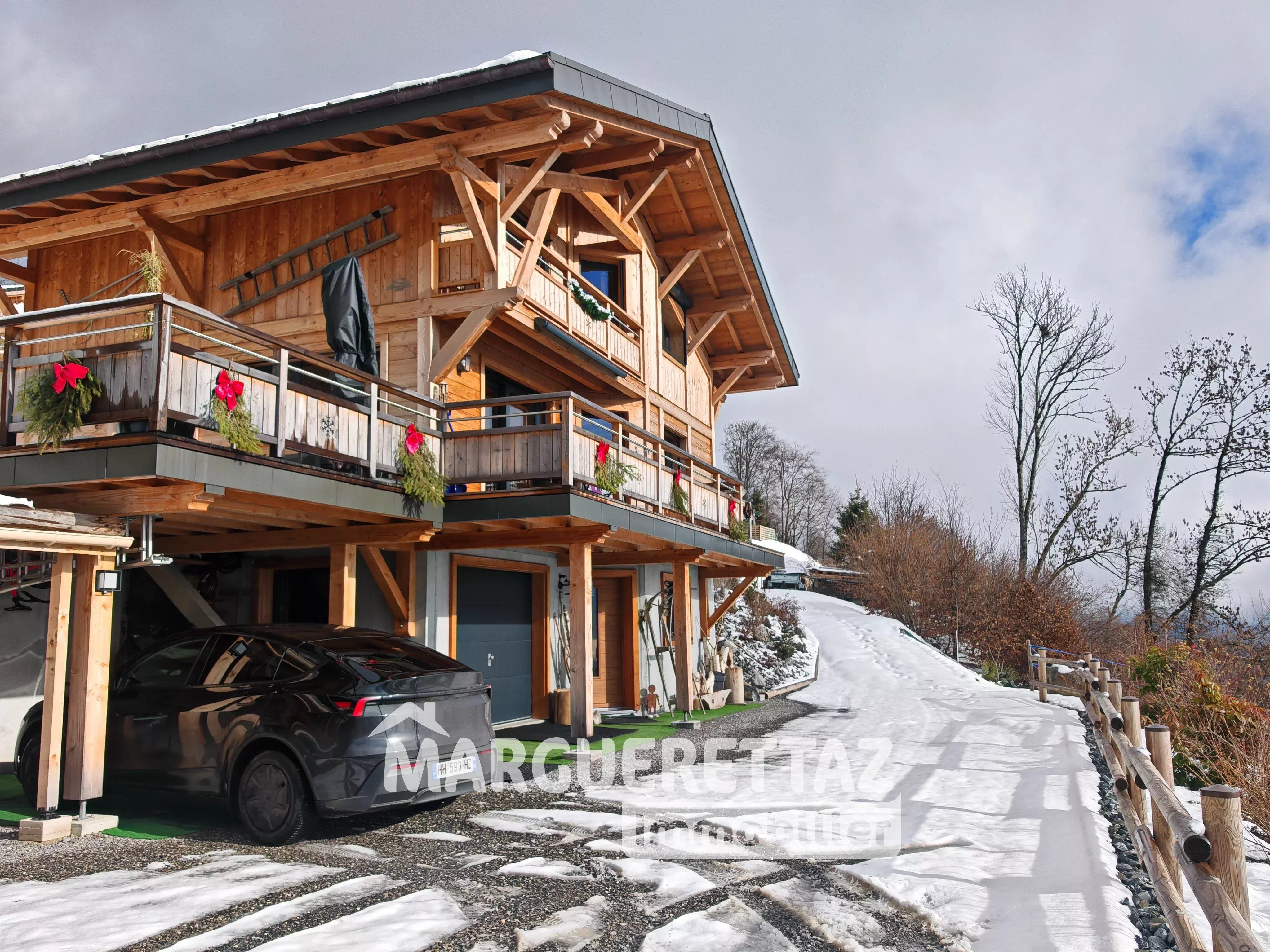 Chalet 4 pièces avec vue panoramique à Verchaix