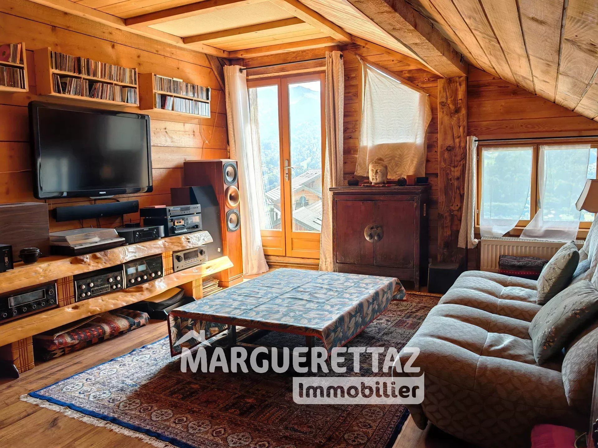 Chalet gîte 17 pièces à Verchaix
