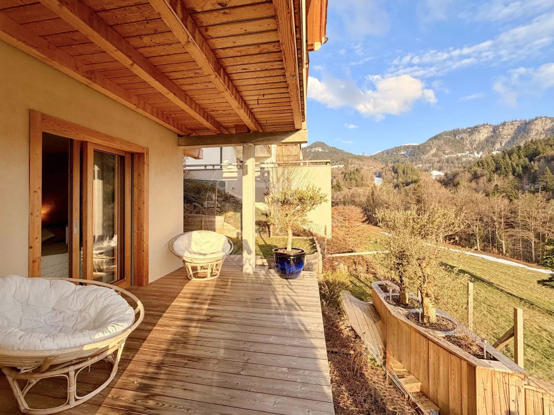St Jean de Sixt - Chalet de 2022 plein centre de 3 chambres – au calme