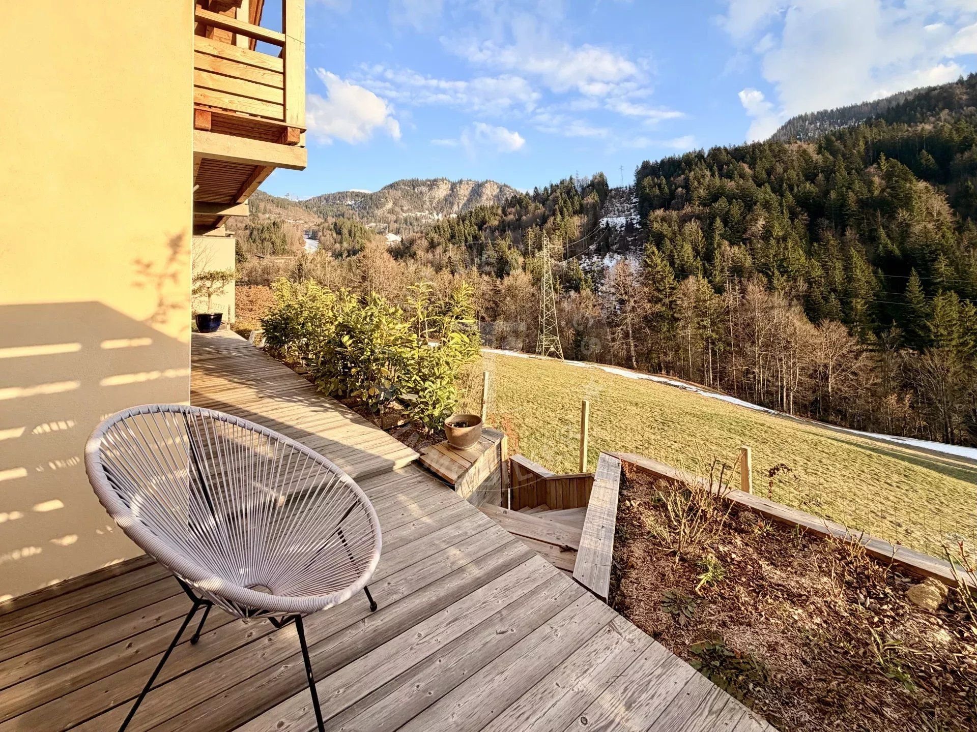 St Jean de Sixt - Chalet de 2022 plein centre de 3 chambres – au calme