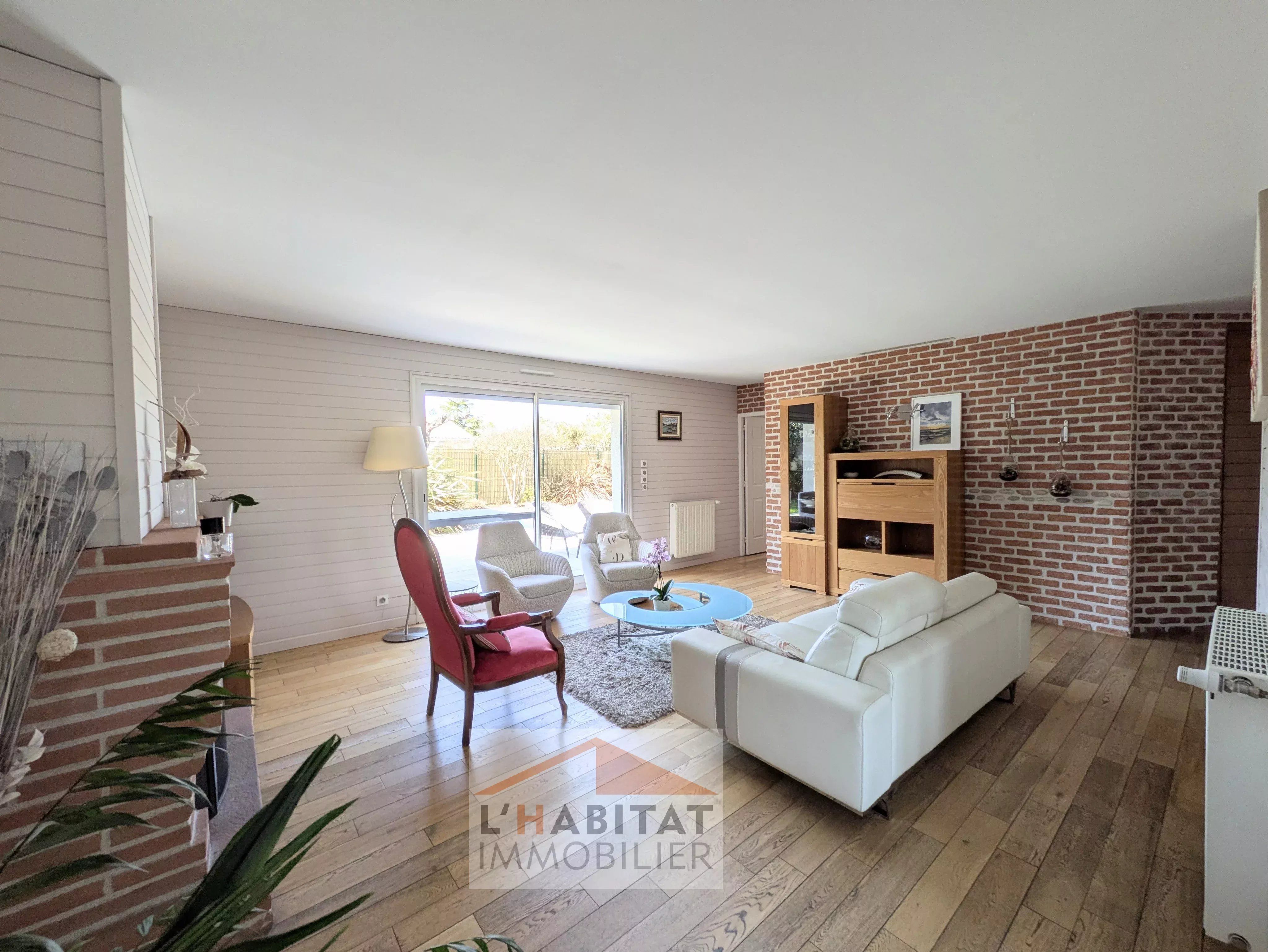 Villa T4 de plain-pied avec piscine