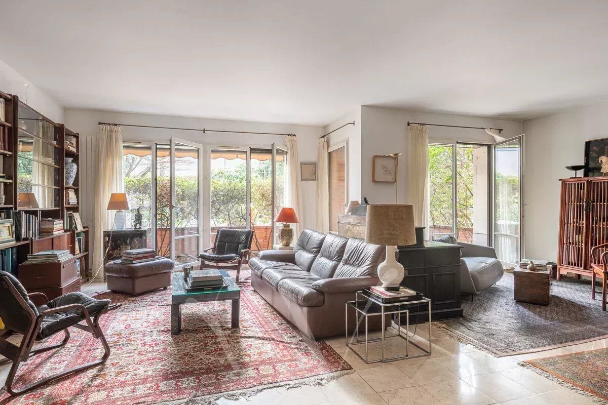 A VENDRE APPARTEMENT NOTRE DAME DES CHAMPS  PARIS 75006