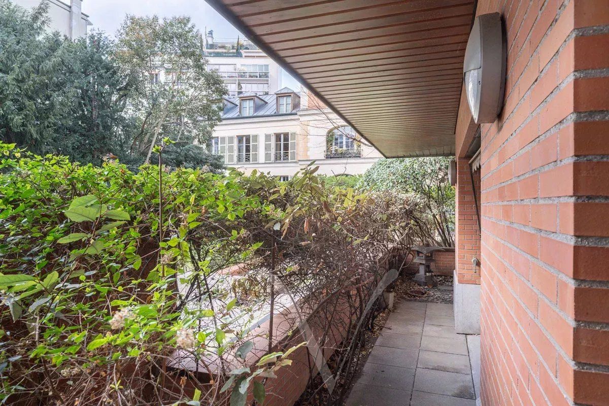A VENDRE APPARTEMENT NOTRE DAME DES CHAMPS  PARIS 75006