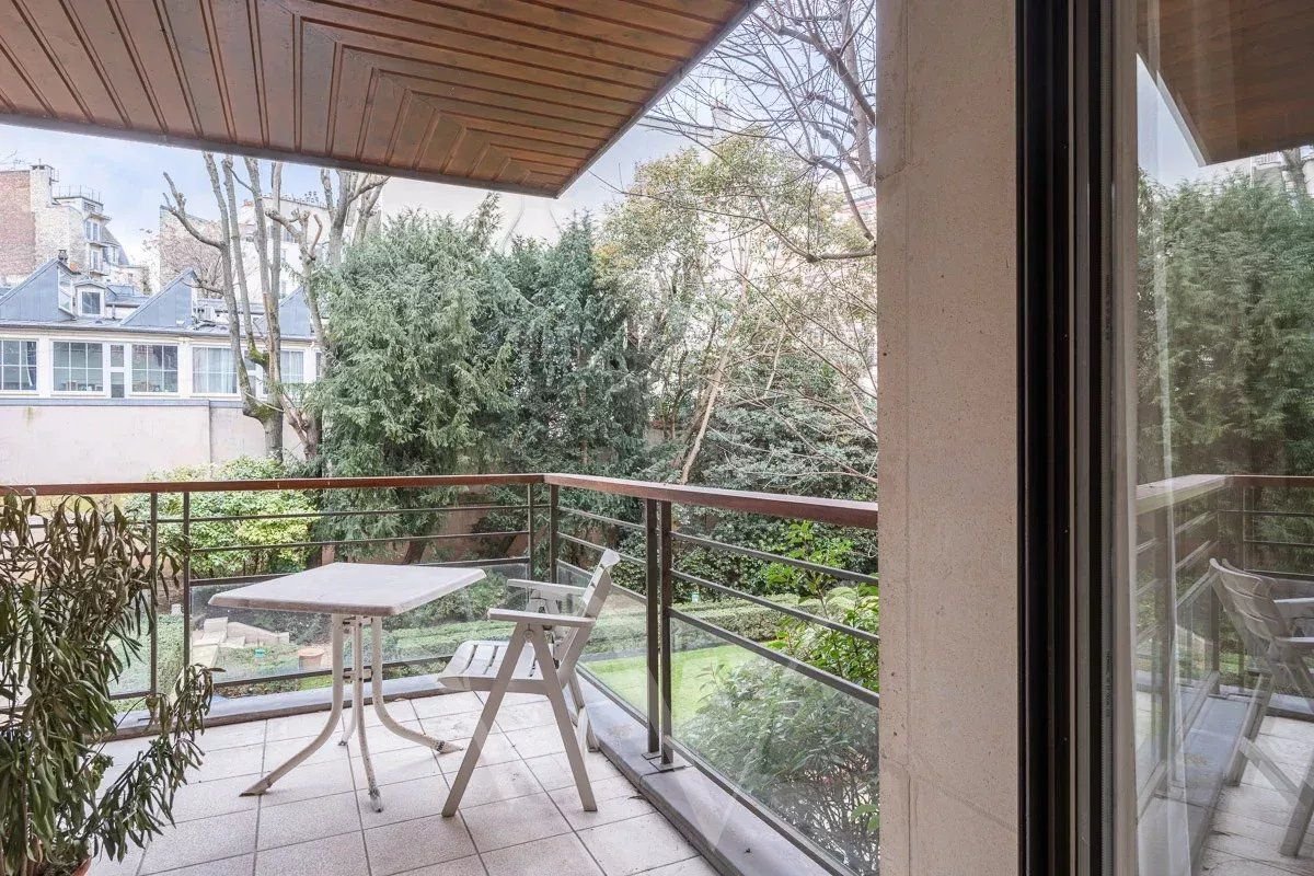 A VENDRE APPARTEMENT NOTRE DAME DES CHAMPS  PARIS 75006