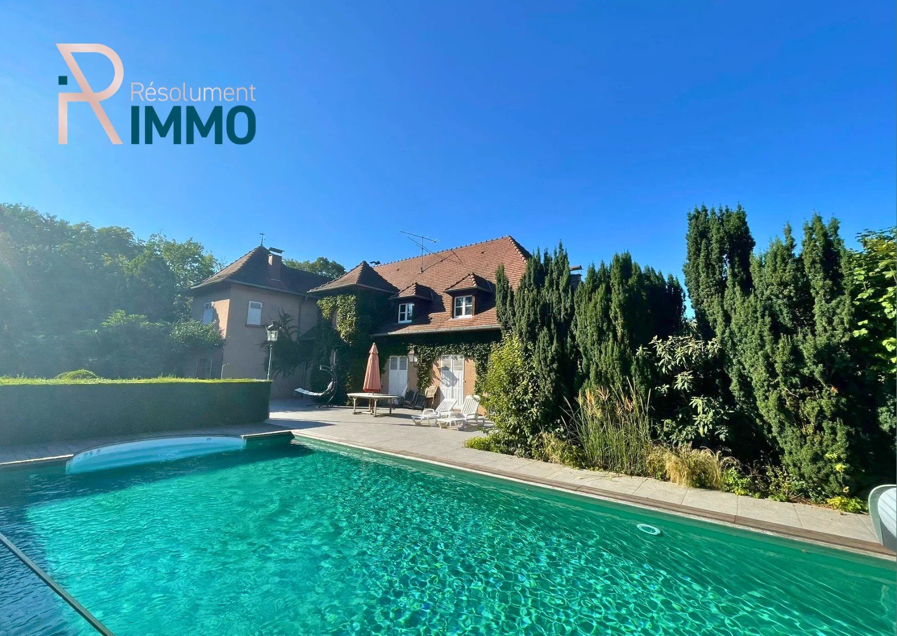 MARCKOLSHEIM : Élégante villa de charme avec piscine dans un écrin de verdure !