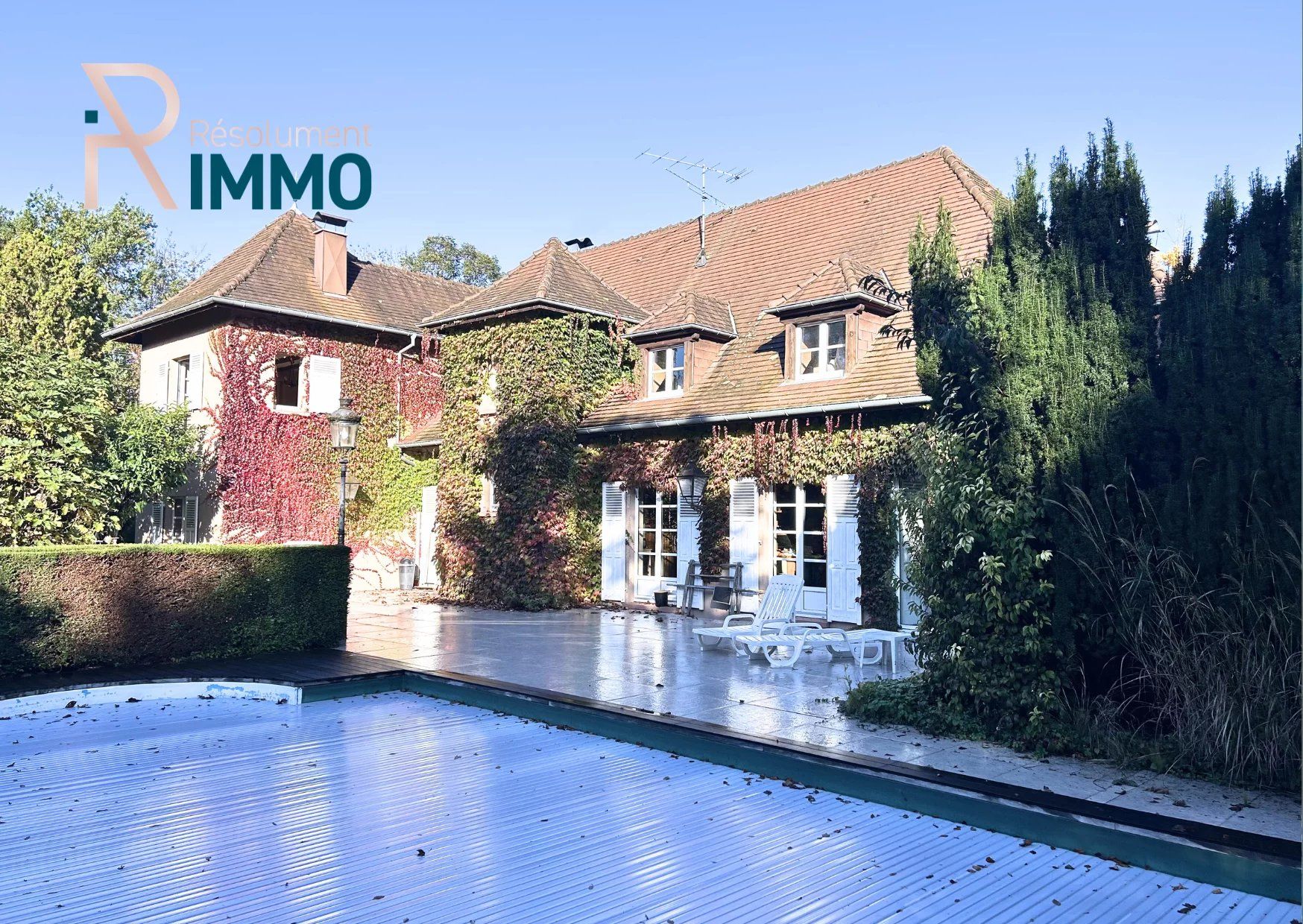 MARCKOLSHEIM : Élégante villa de charme avec piscine dans un écrin de verdure !