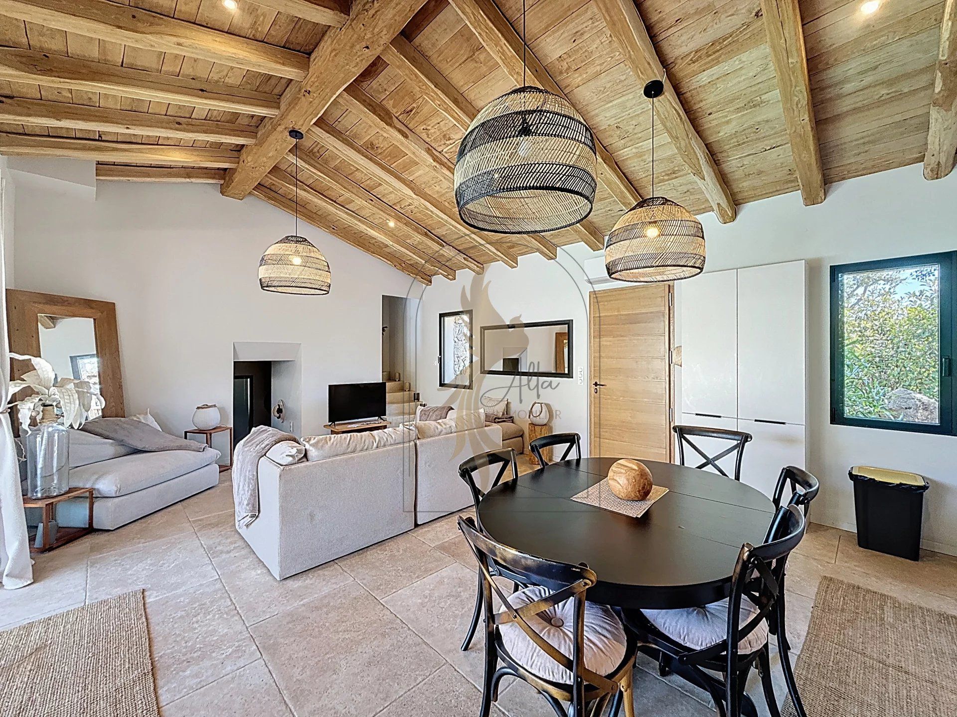 Villa d'inspiration bergerie proche des plages