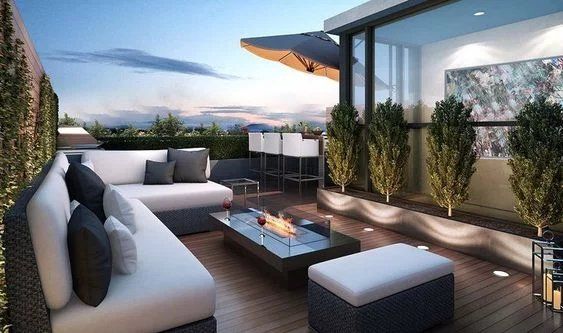 T4 avec deux terrasses, balcon, cave et parking.