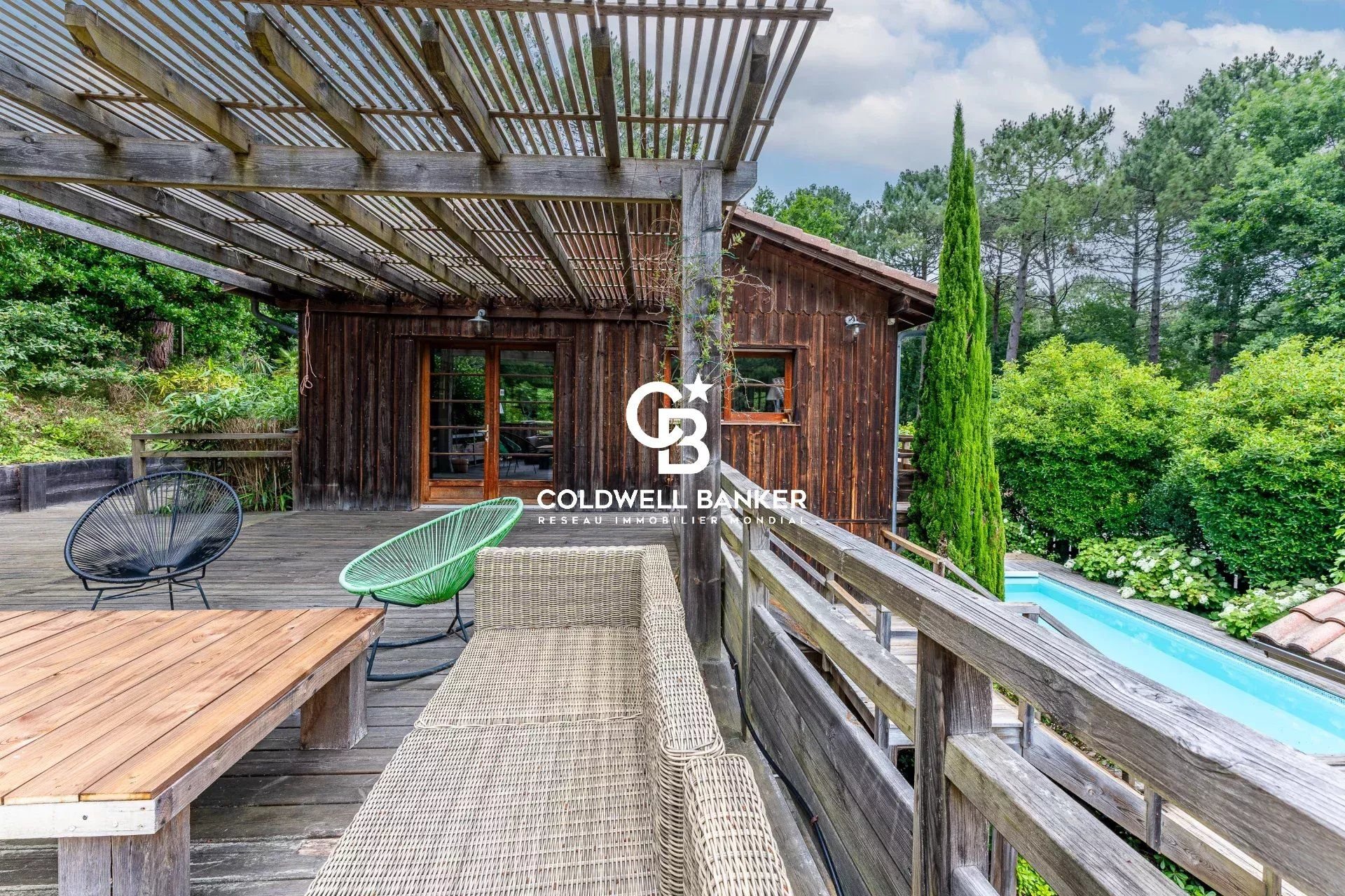 BISCARROSSE - GOLF et LAC - Propriété d’Exception avec Piscine et Dépendance