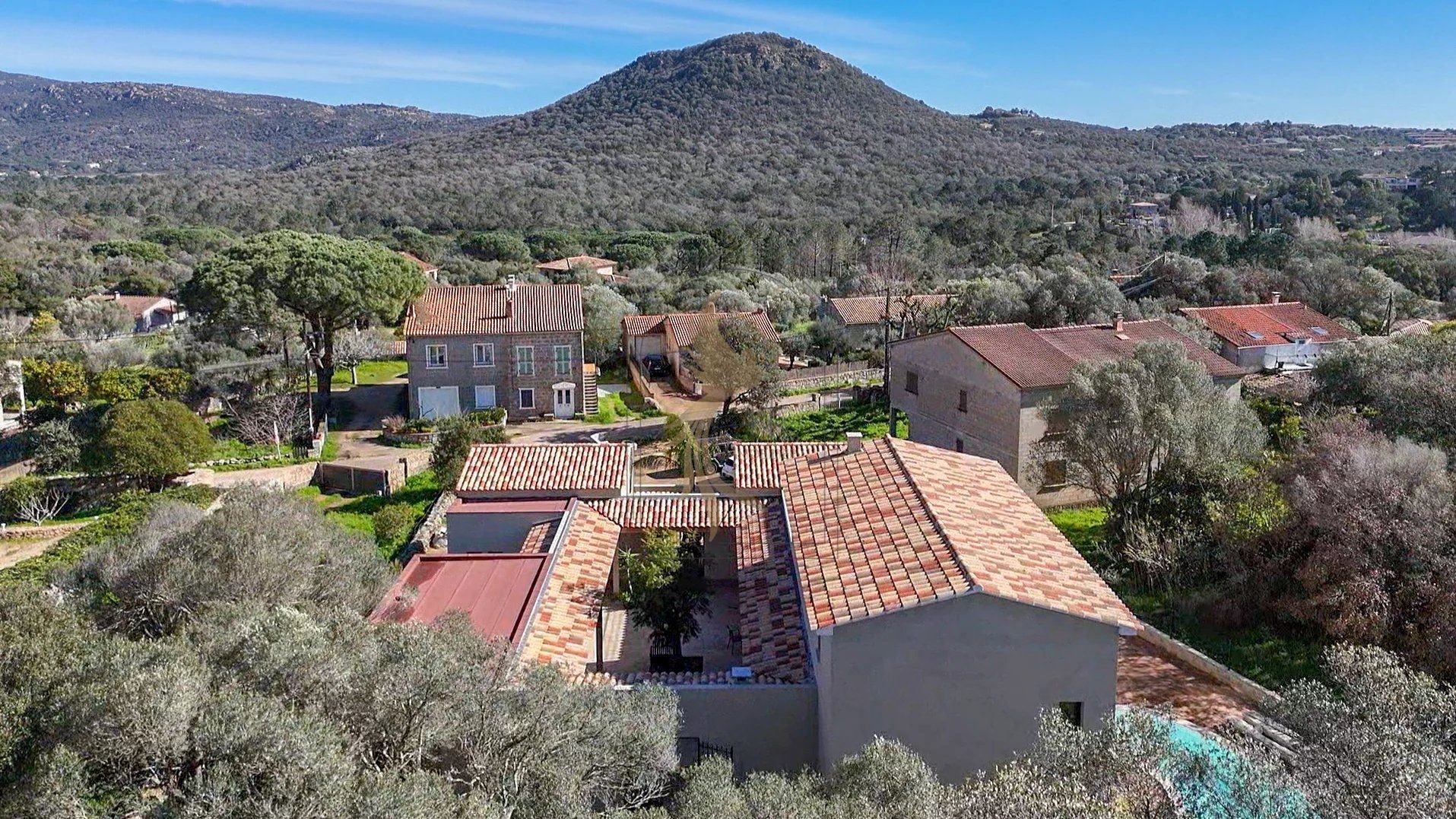 Villa - Precojo Village