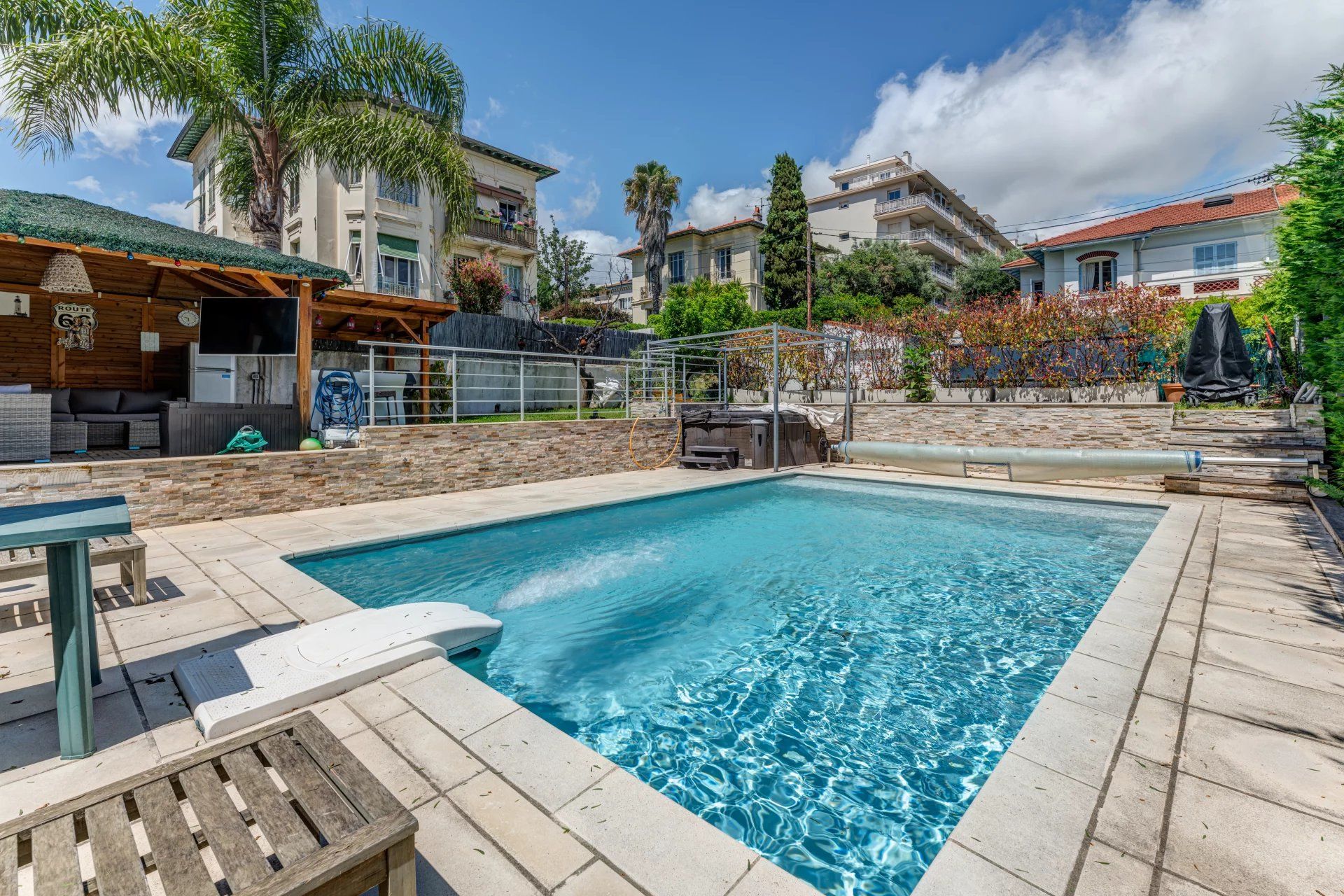Nice - Cimiez - Magnifique maison 7 pièces de 280m² avec jardin et piscine