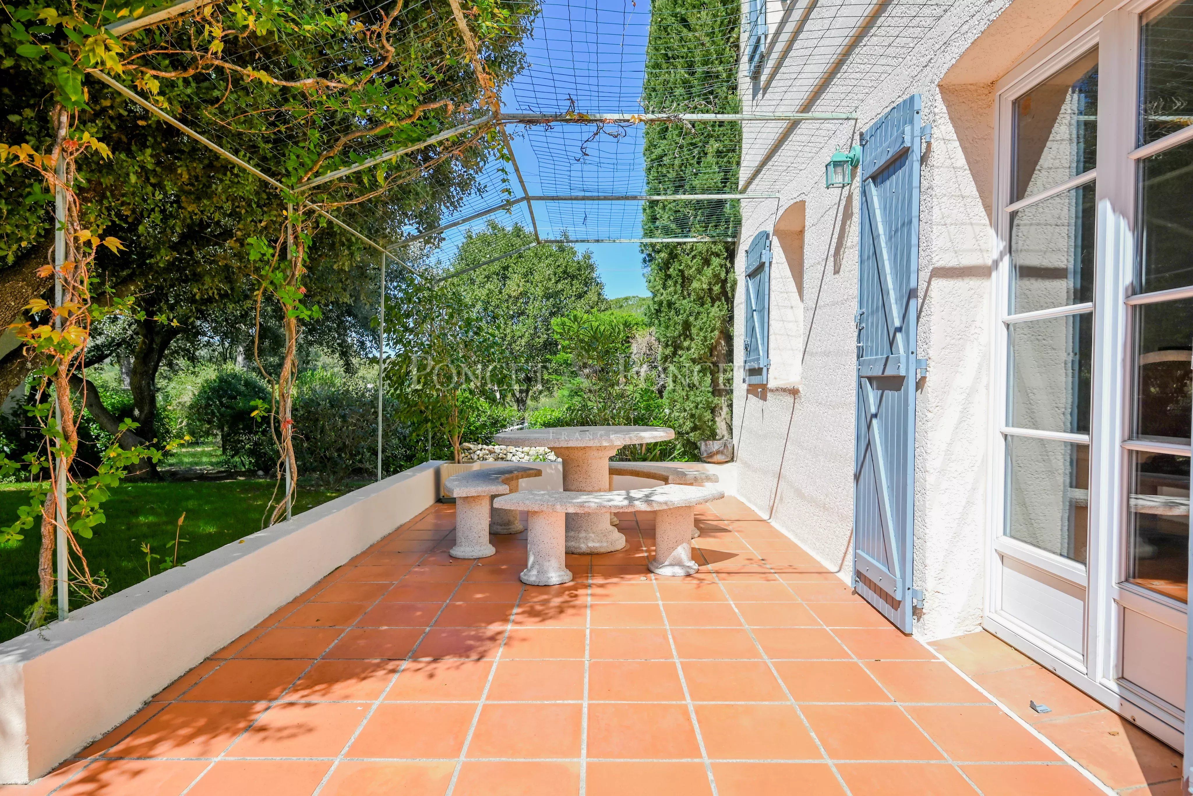 Charming Character Family Home North of Montpellier