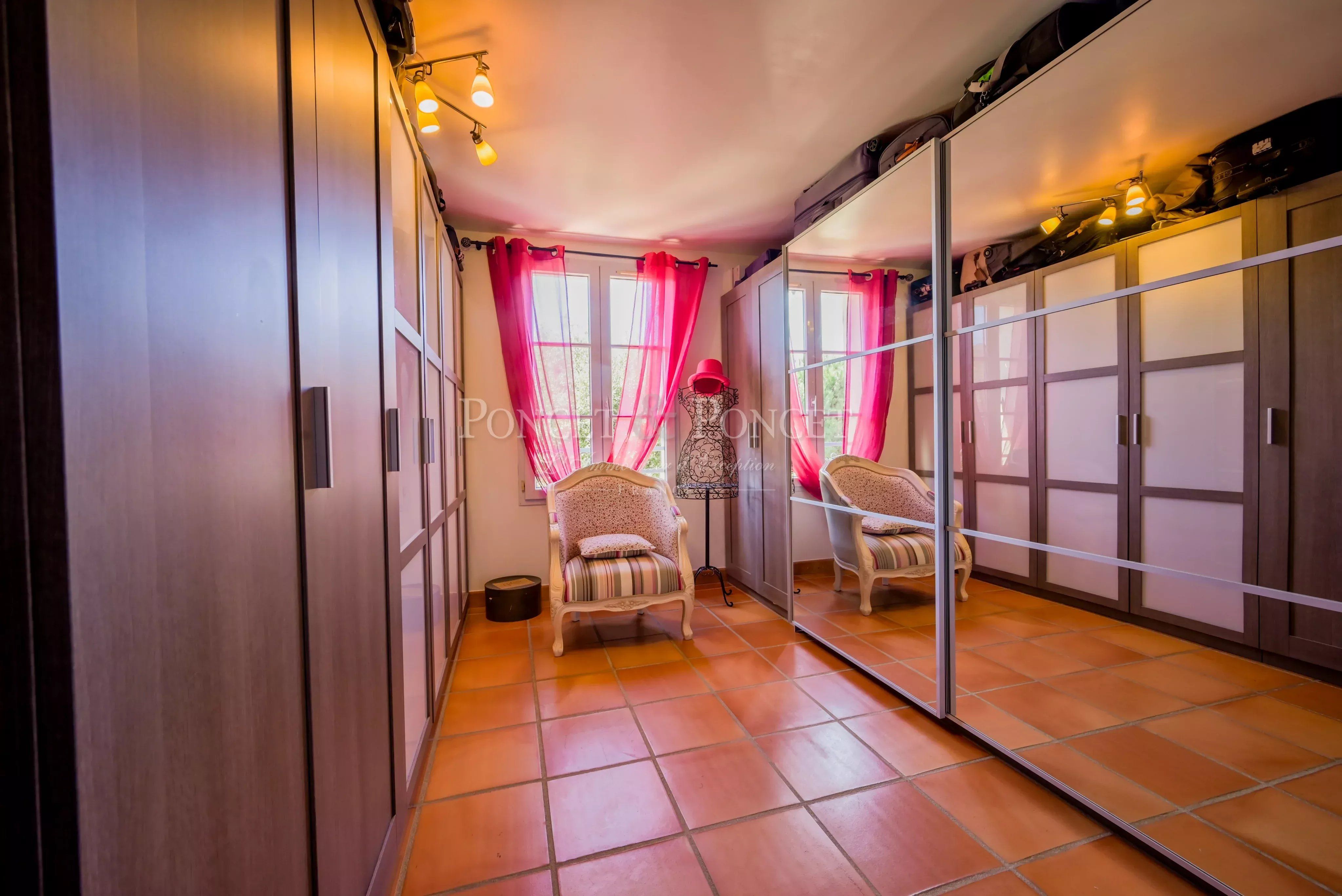 Charming Character Family Home North of Montpellier