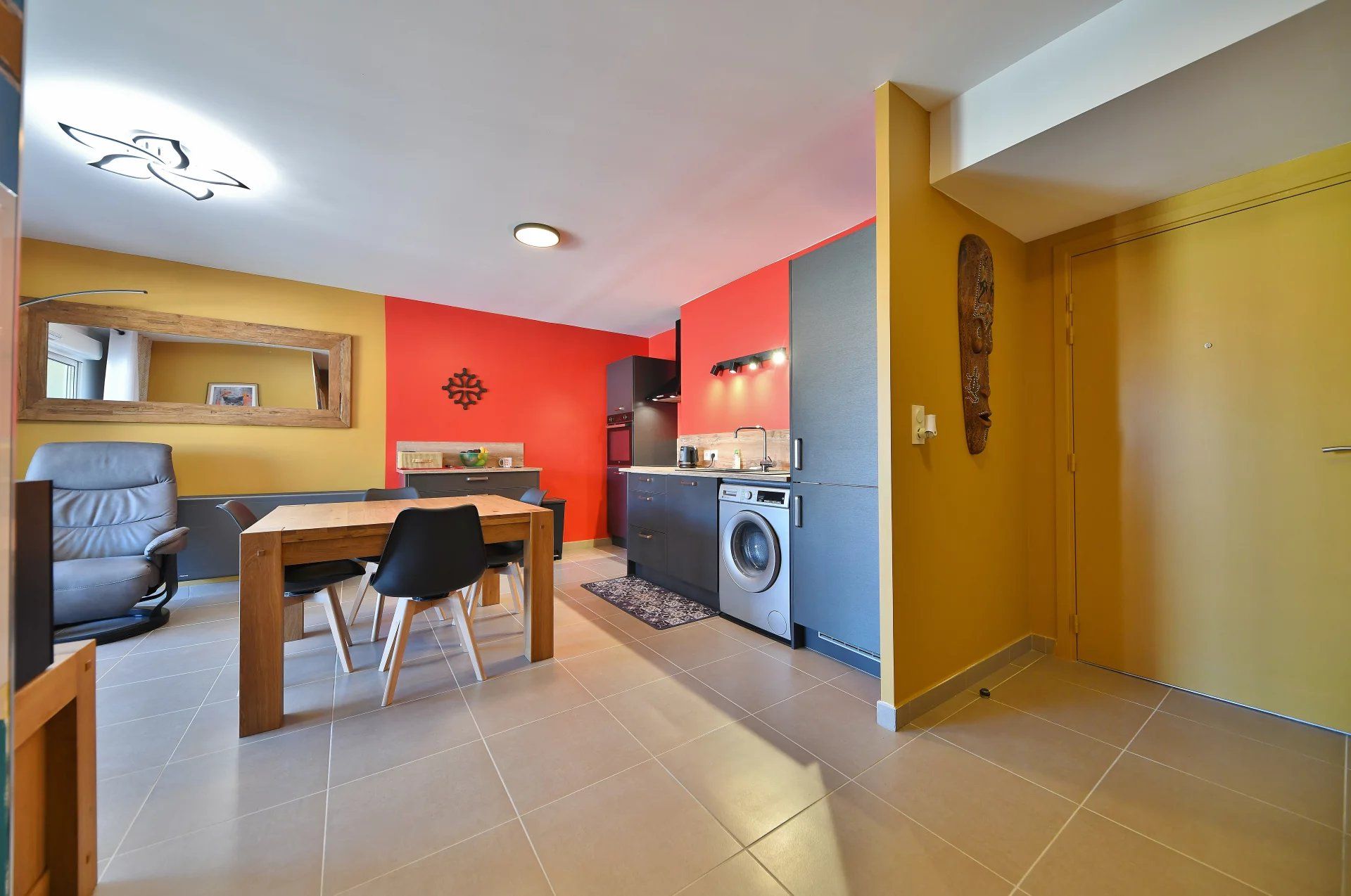 Apartment type T2 with terrace and parking Uzes by foot!