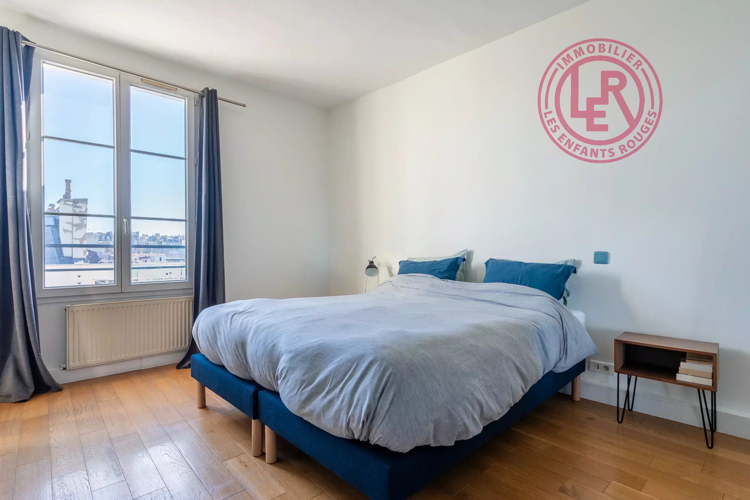Paris 11ème - Cirque d'Hiver - Appartement familial avec vue dégagée et ascenseur