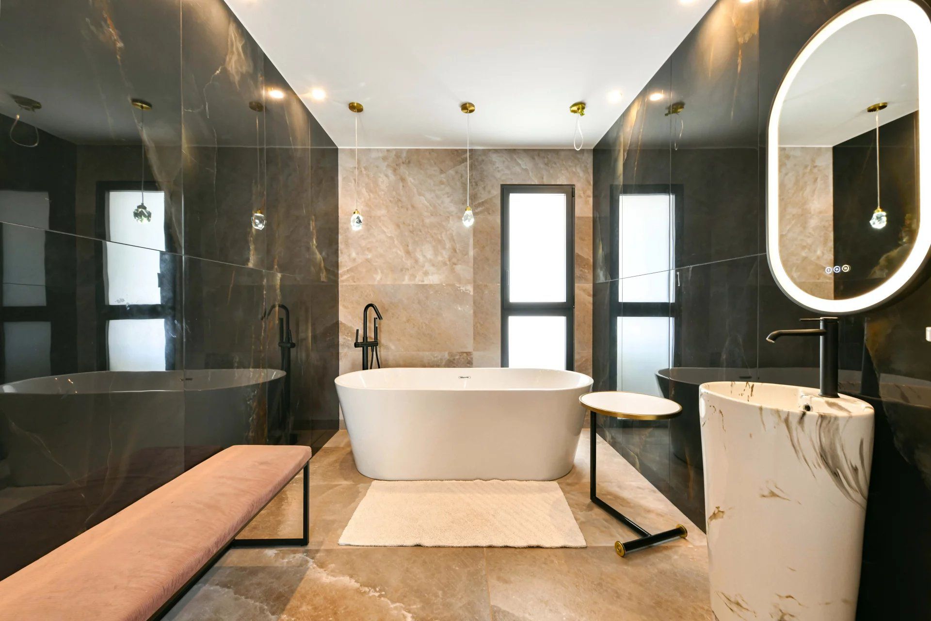 Uzès : Propriété contemporaine avec vues panoramiques