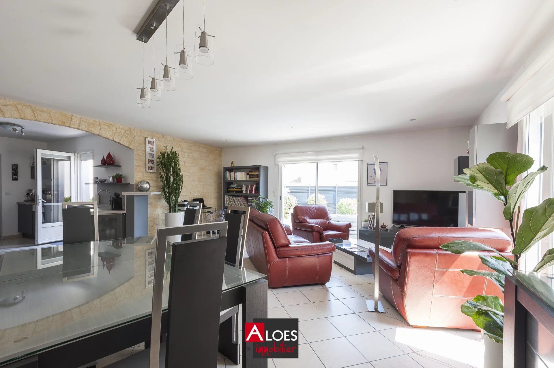 Maison Aigues-Mortes de plain-pied 4 pièces avec piscine