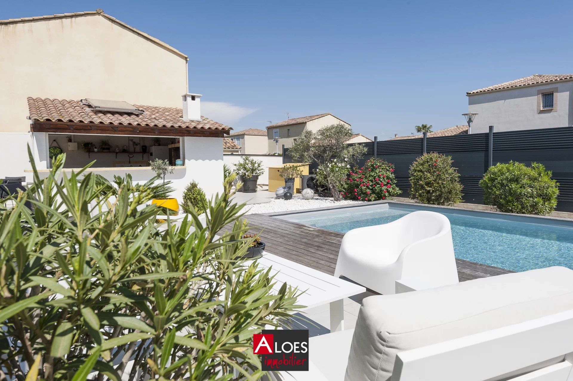 Maison Aigues-Mortes de plain-pied 4 pièces avec piscine