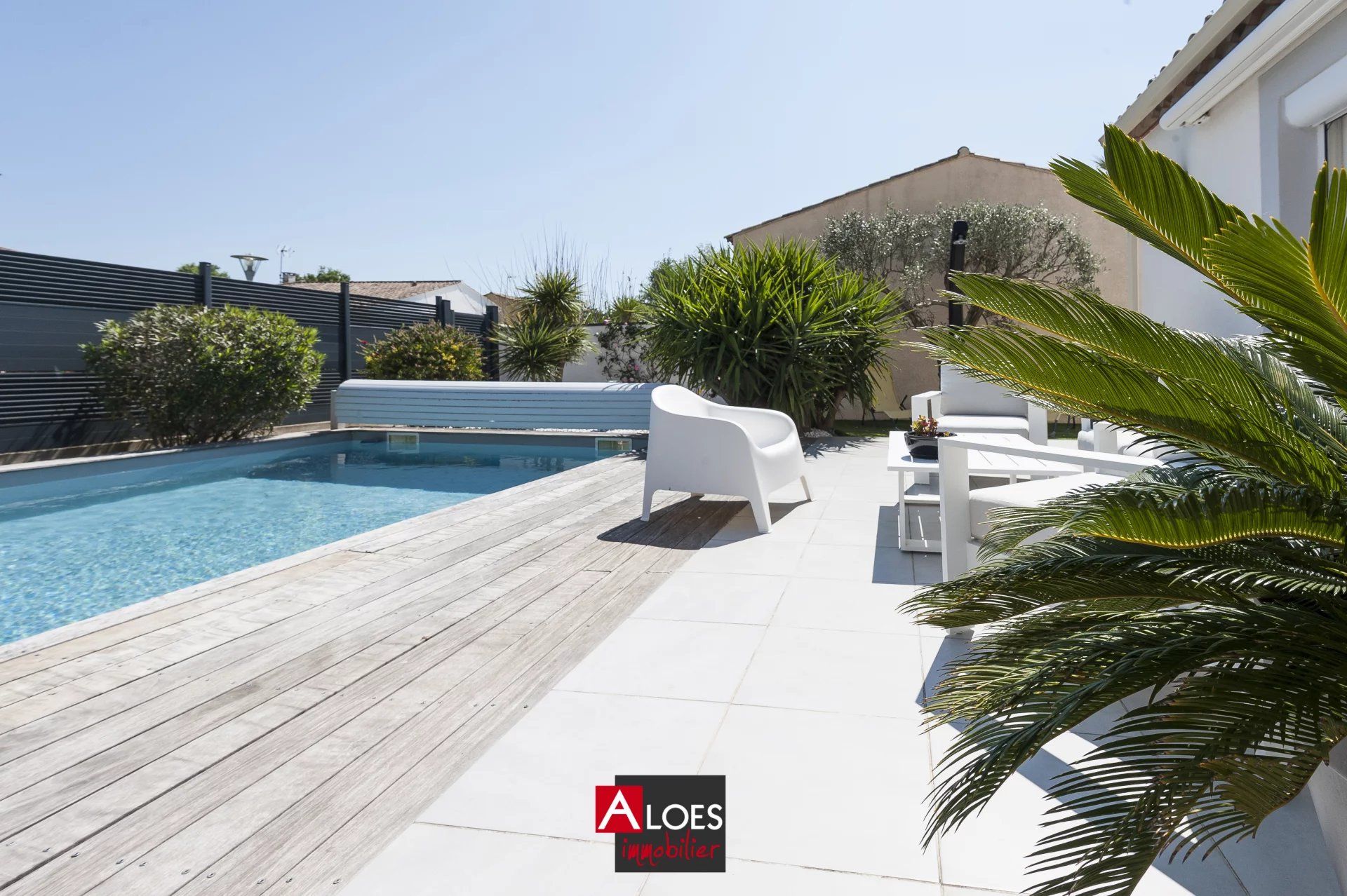 Maison Aigues-Mortes de plain-pied 4 pièces avec piscine