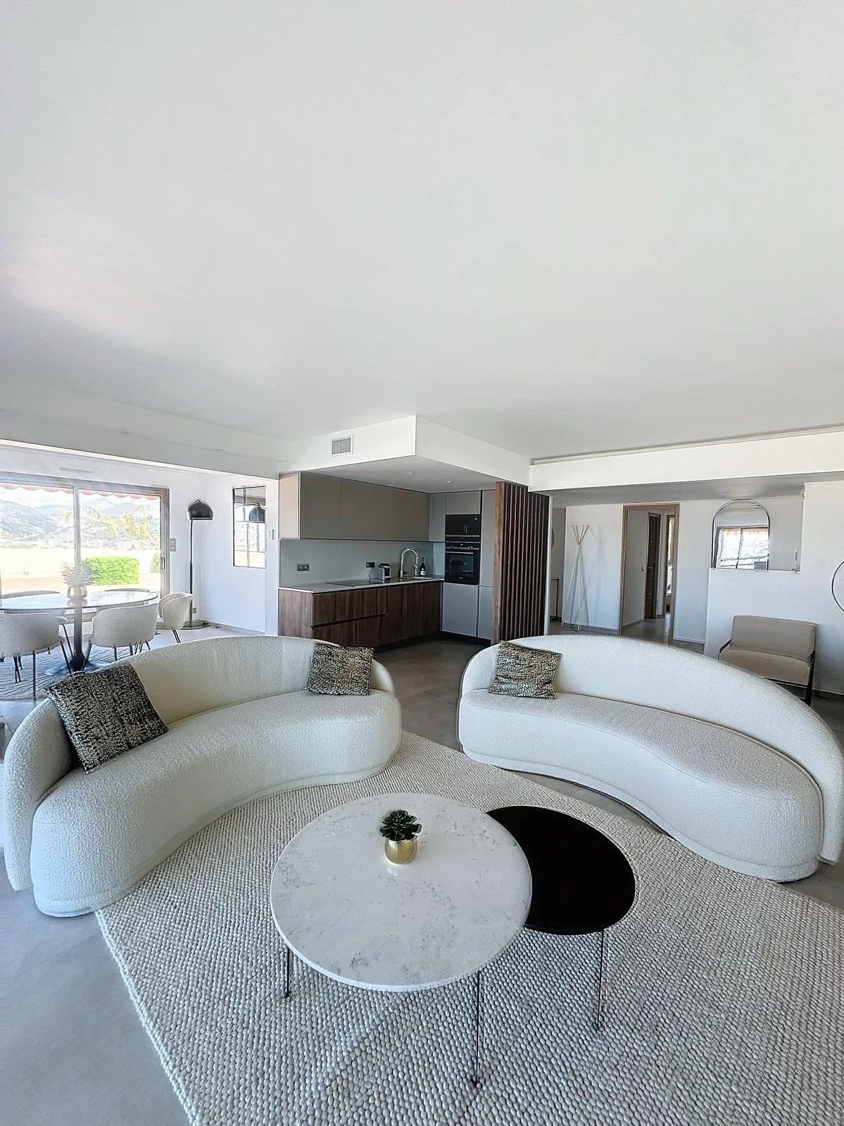 Appartement 113 m2 avec terrasse de 190 m2 Mont Boron