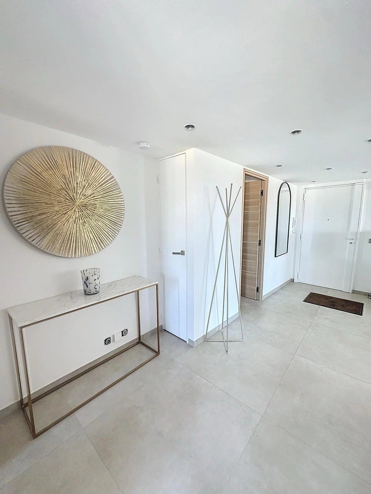 Appartement 113 m2 avec terrasse de 190 m2 Mont Boron