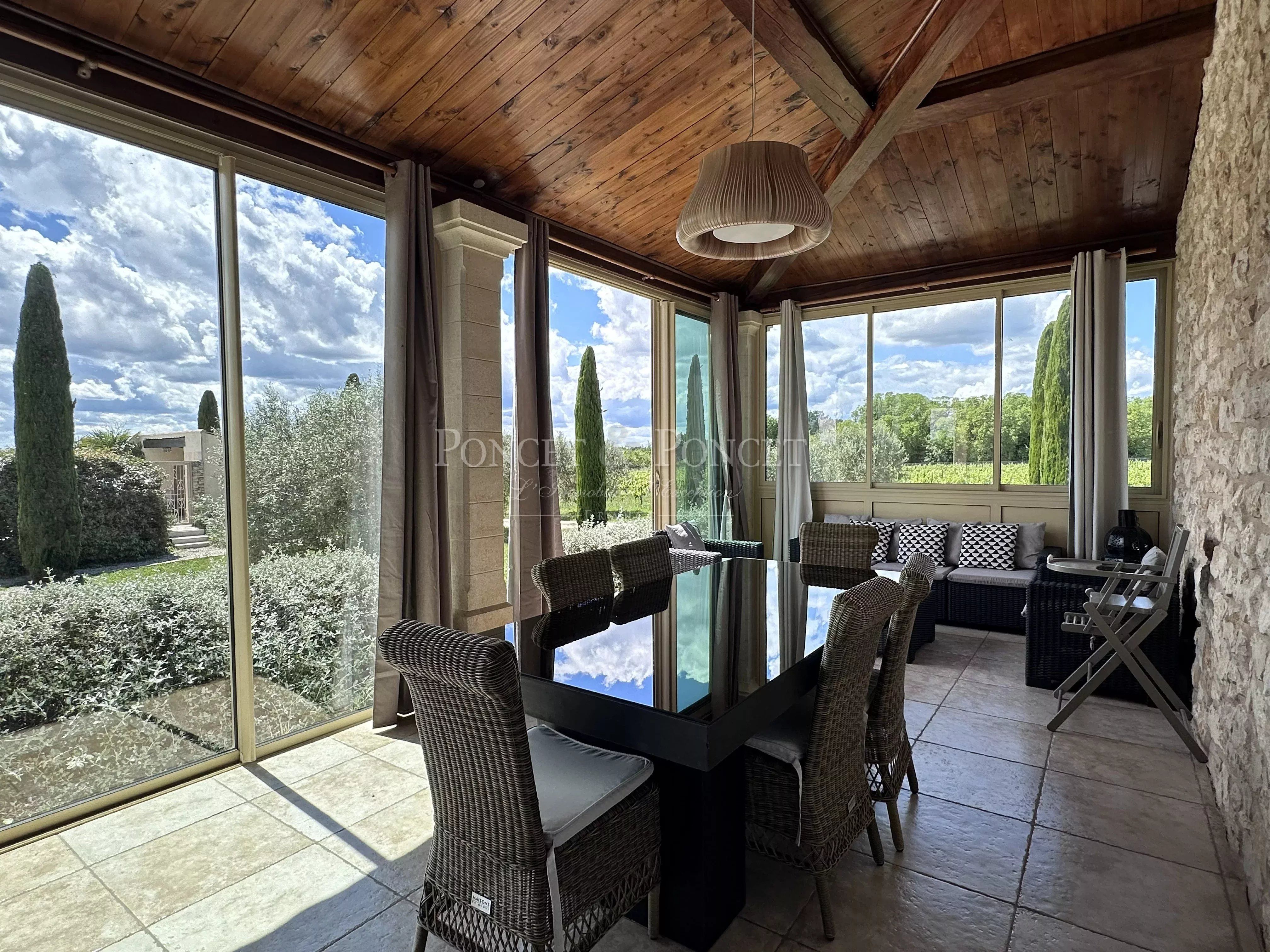 Domaine Viticole proche Uzès