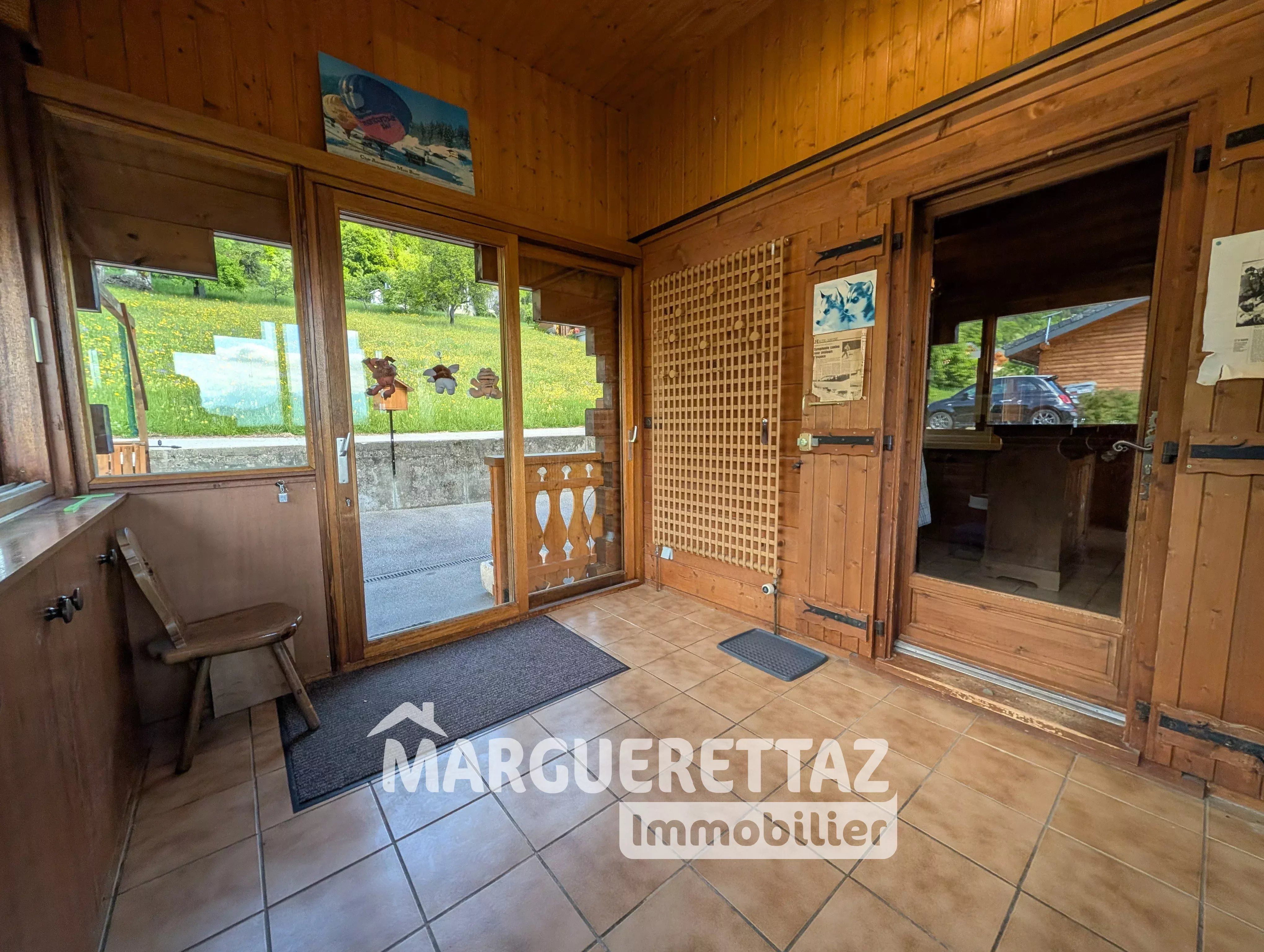 A ONNION CHALET AUTHENTIQUE FACE AU MONT-BLANC